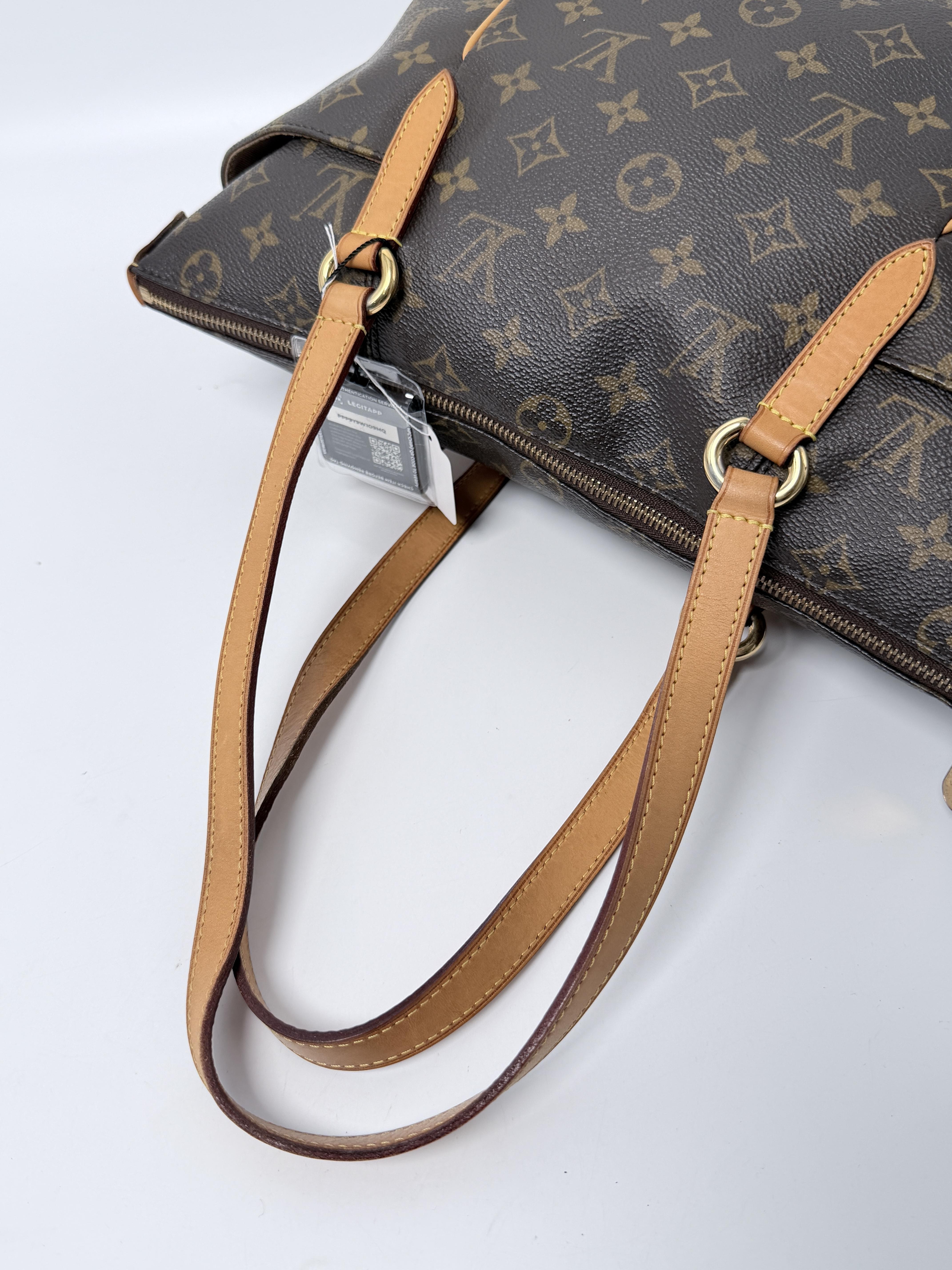 Monogram Totally PM Brown Leather Bucket Pocket Handbag JE727LV