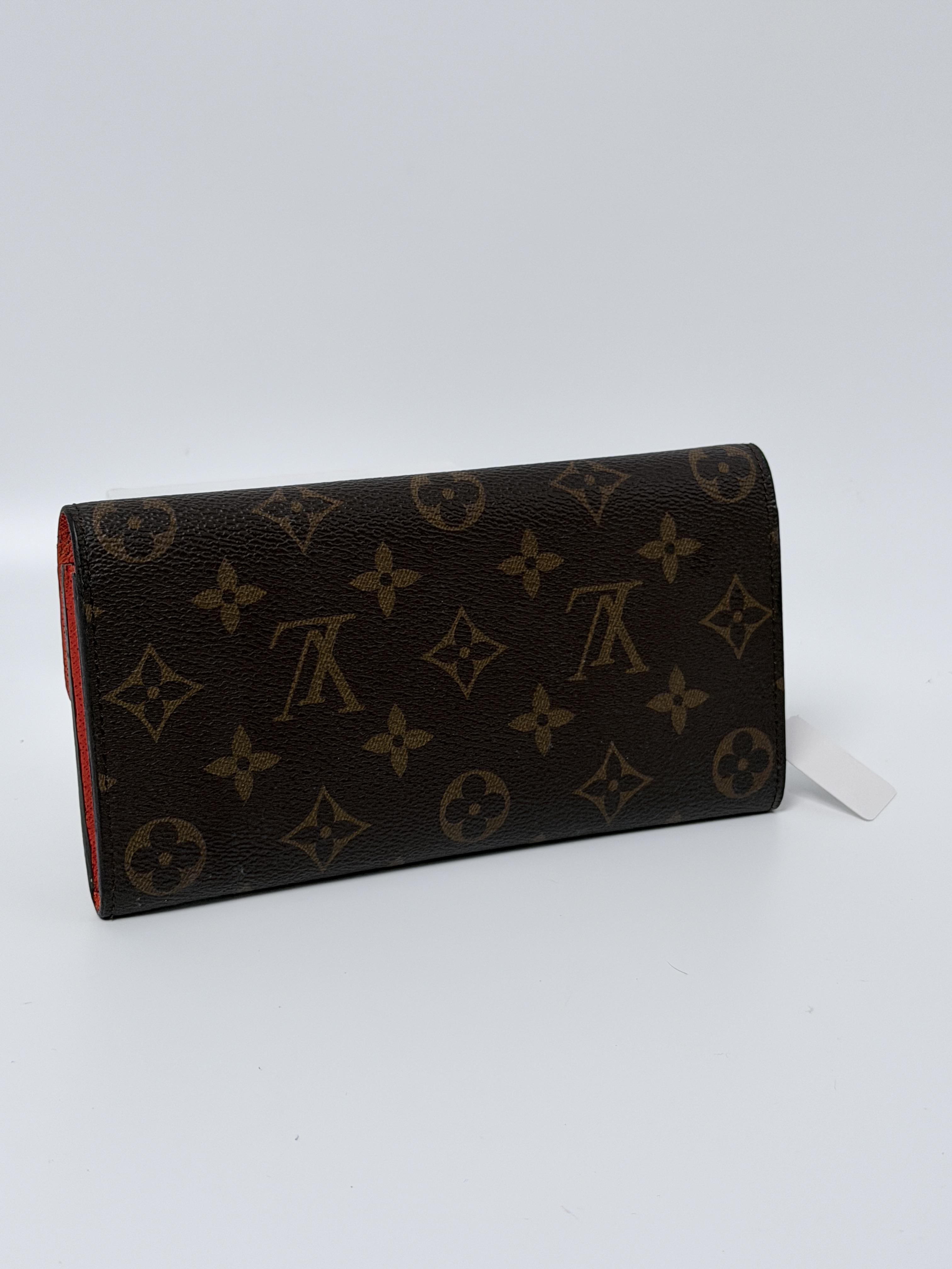 Monogram Emilie JE332LV