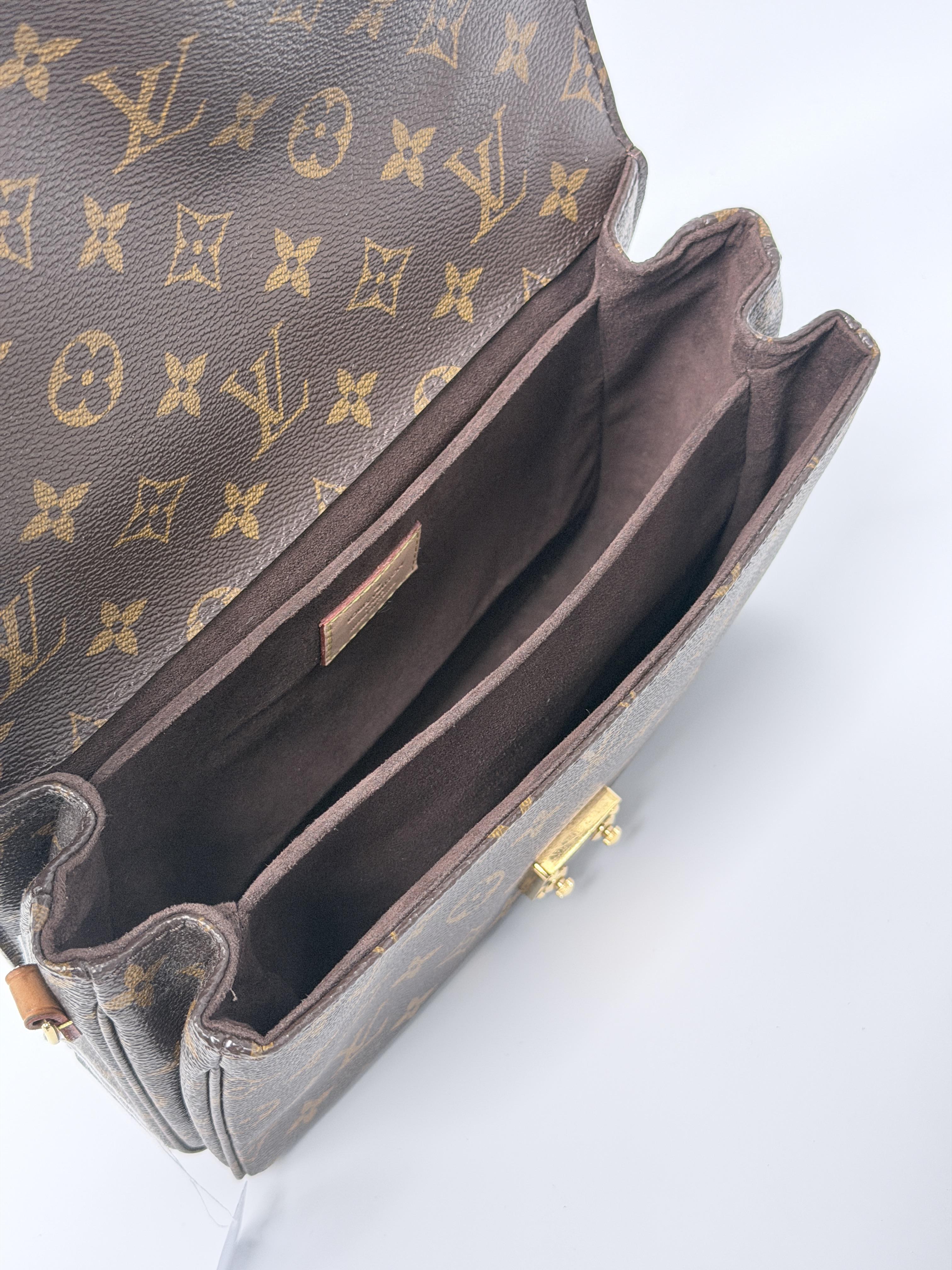 Pochette Metis Monogram Handle Crossbody Bag Handle Handbag JE412LV