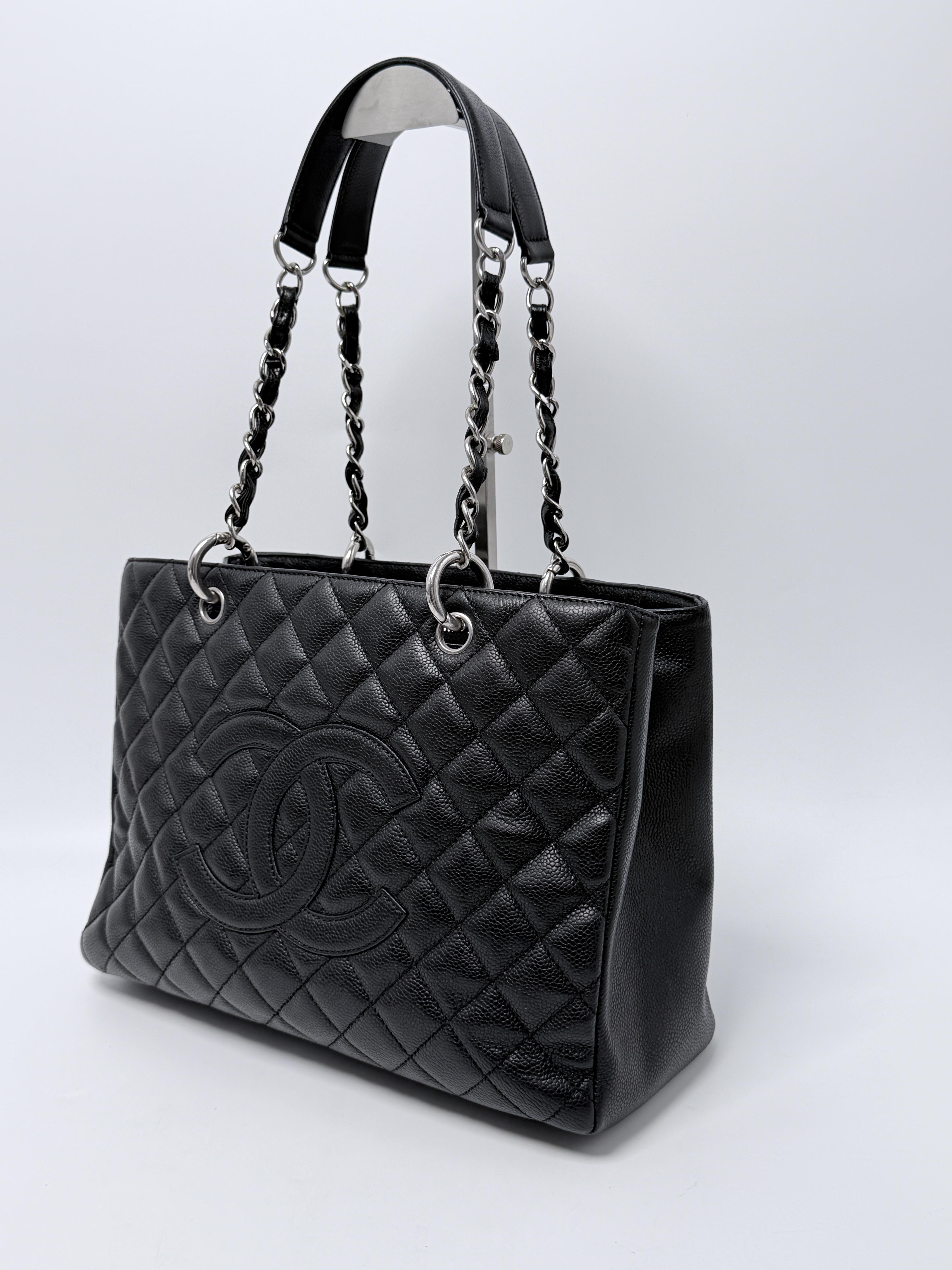 Grand Shopping Tote GST Black Caviar Quilted Silver Chain Bag XU031CC