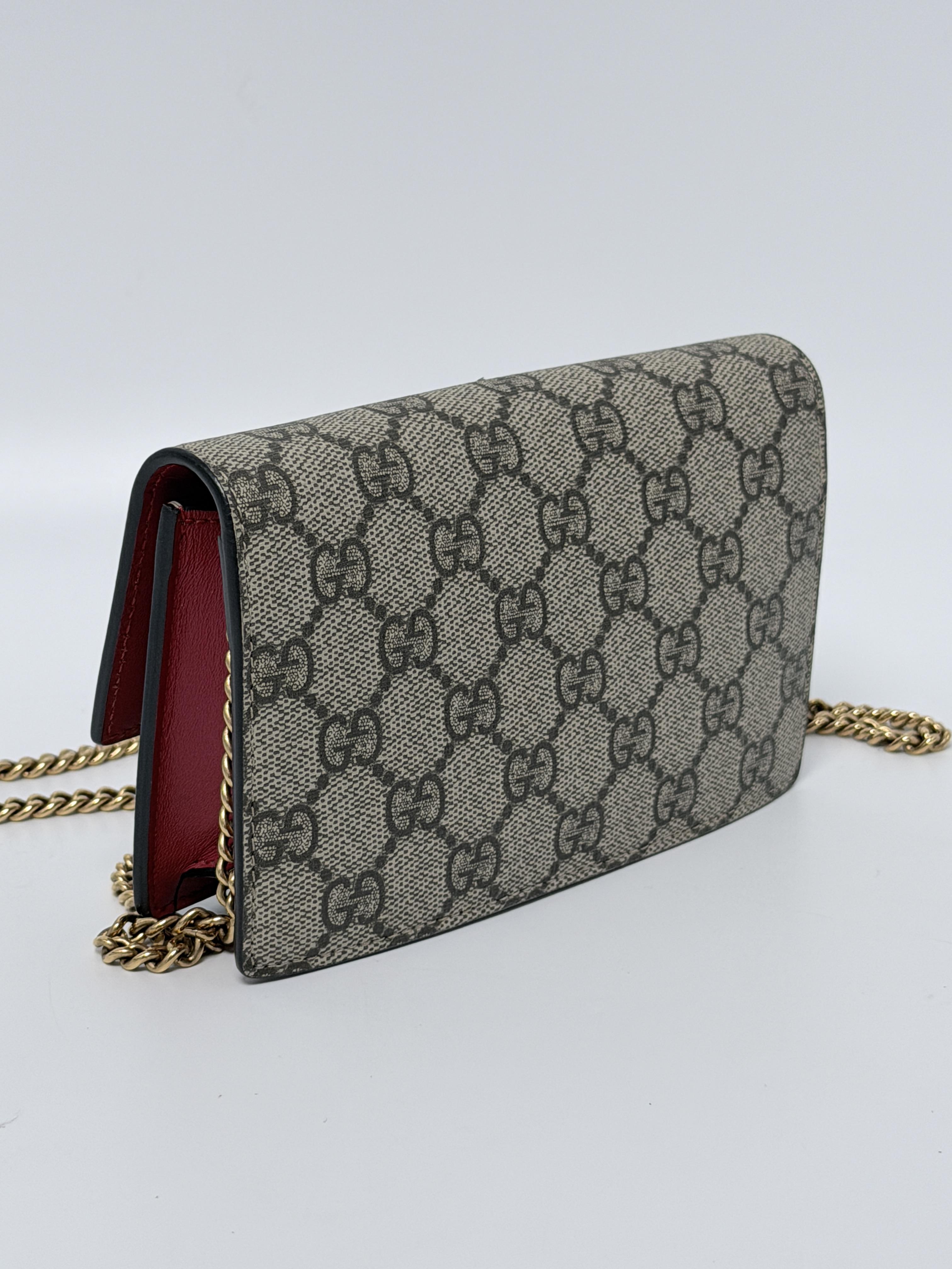 Pre-owned GUCCI Canvas Crossbody Bags GG Supreme with Cherries Mini Crossbody Bag Shoulder Clutch JD605GG