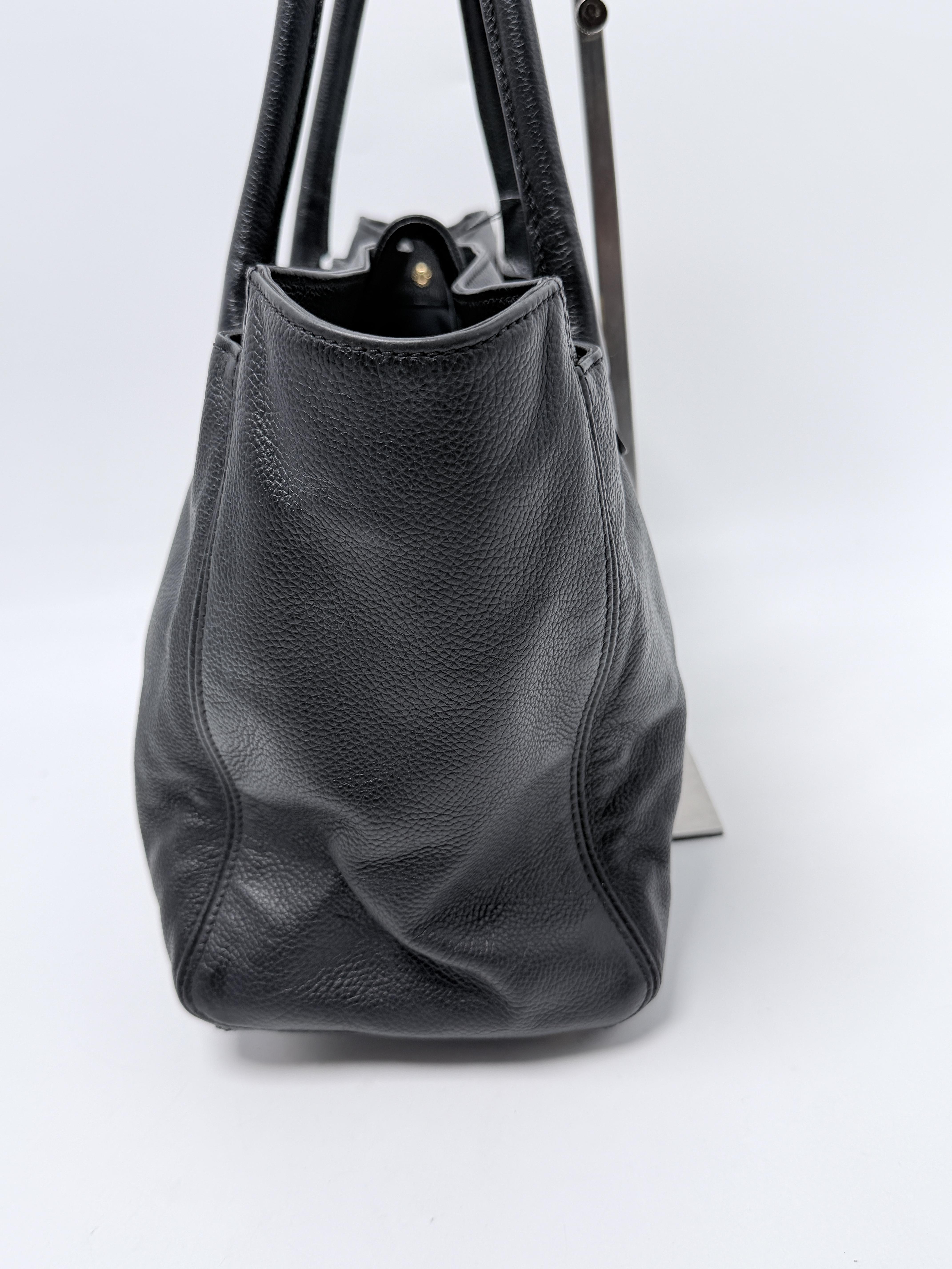 Executive Cerf Tote Bag Black Gold CC Shoulder Handbag Vintage JA1326CC