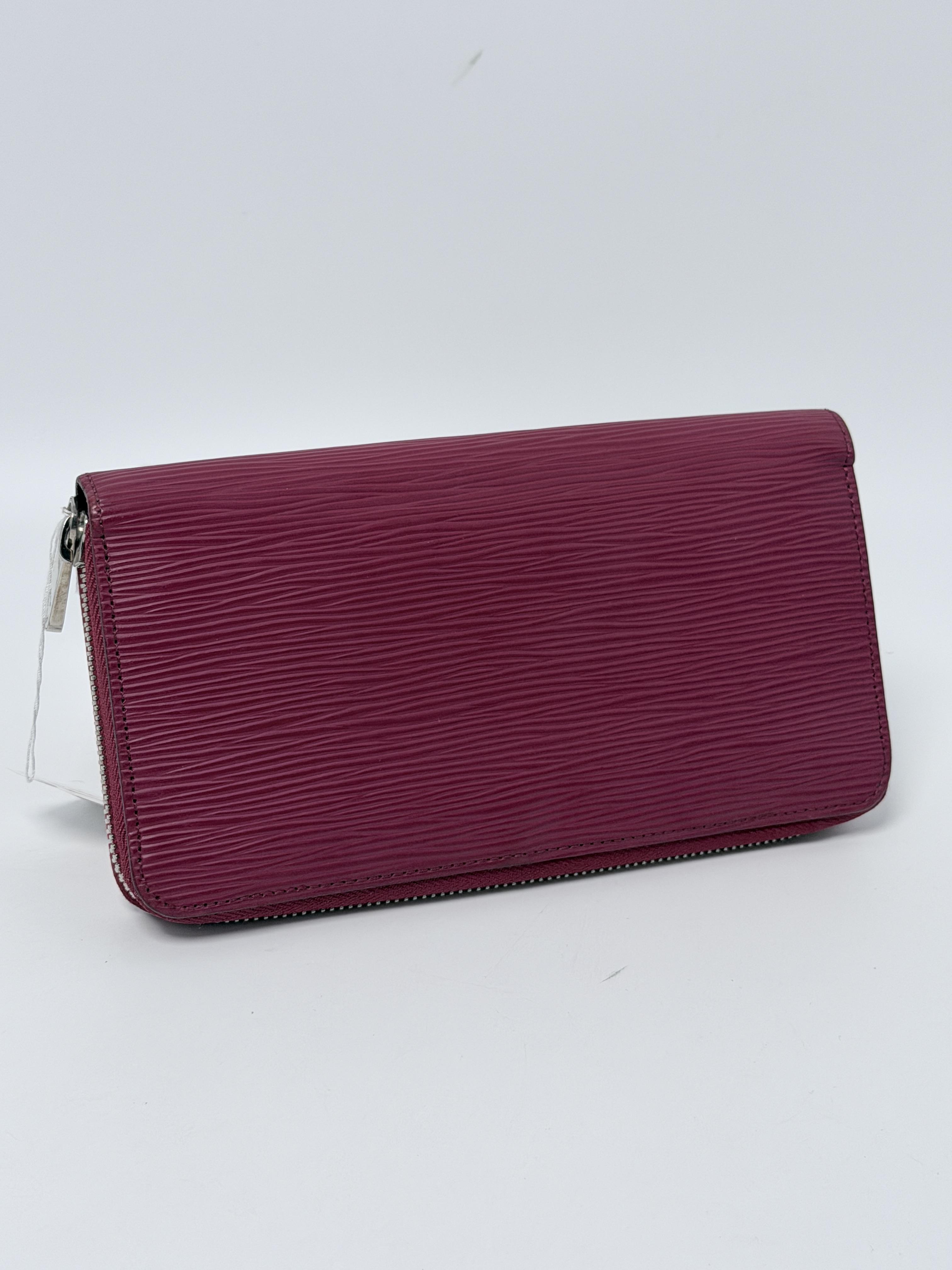 Clutches & Wristlets Fuchsia Epi Zippy Long Wallet JE339LV