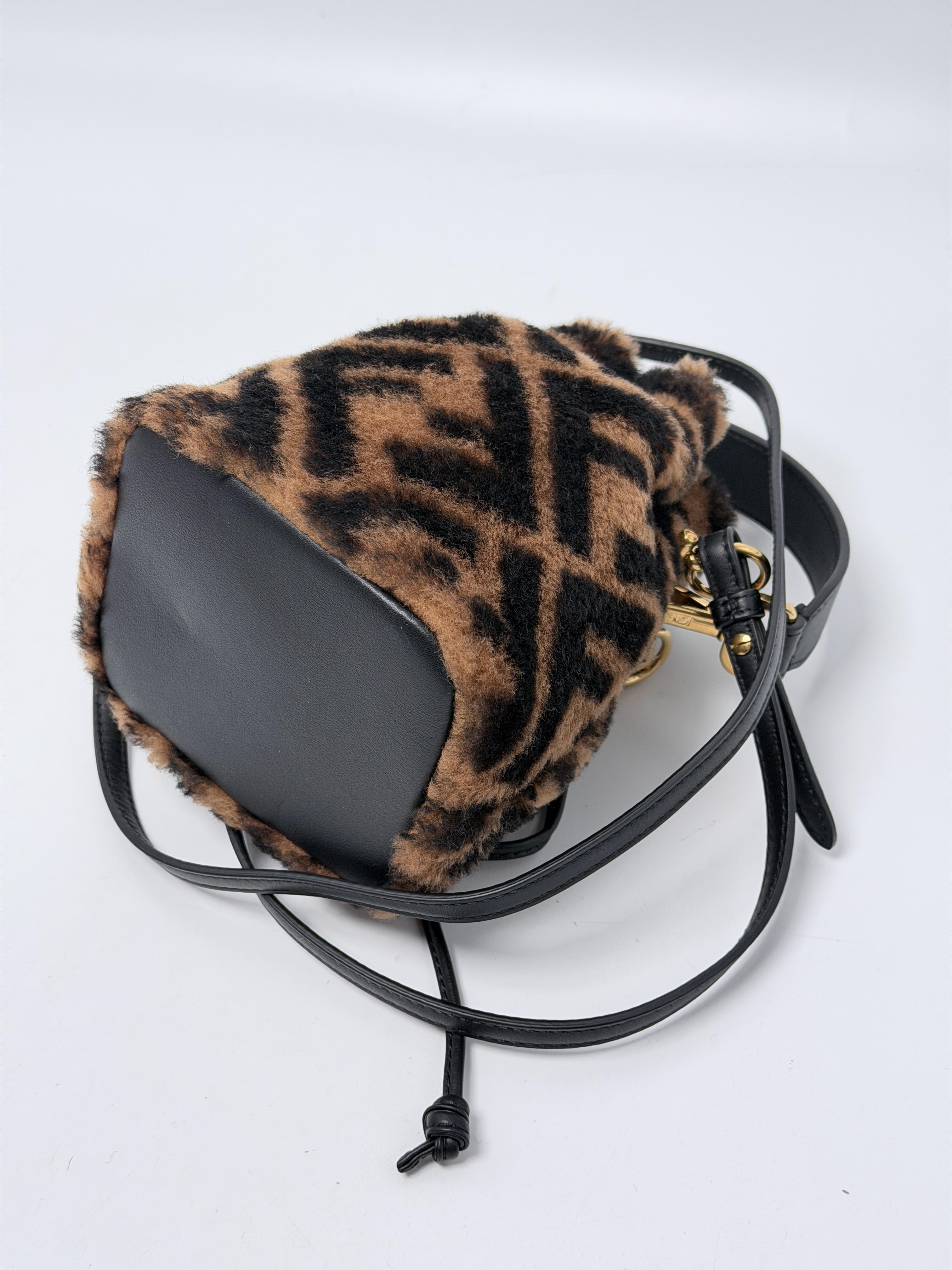 Shearling Mini Mon Tresor Bucket Bag Tobacco Black P003FD