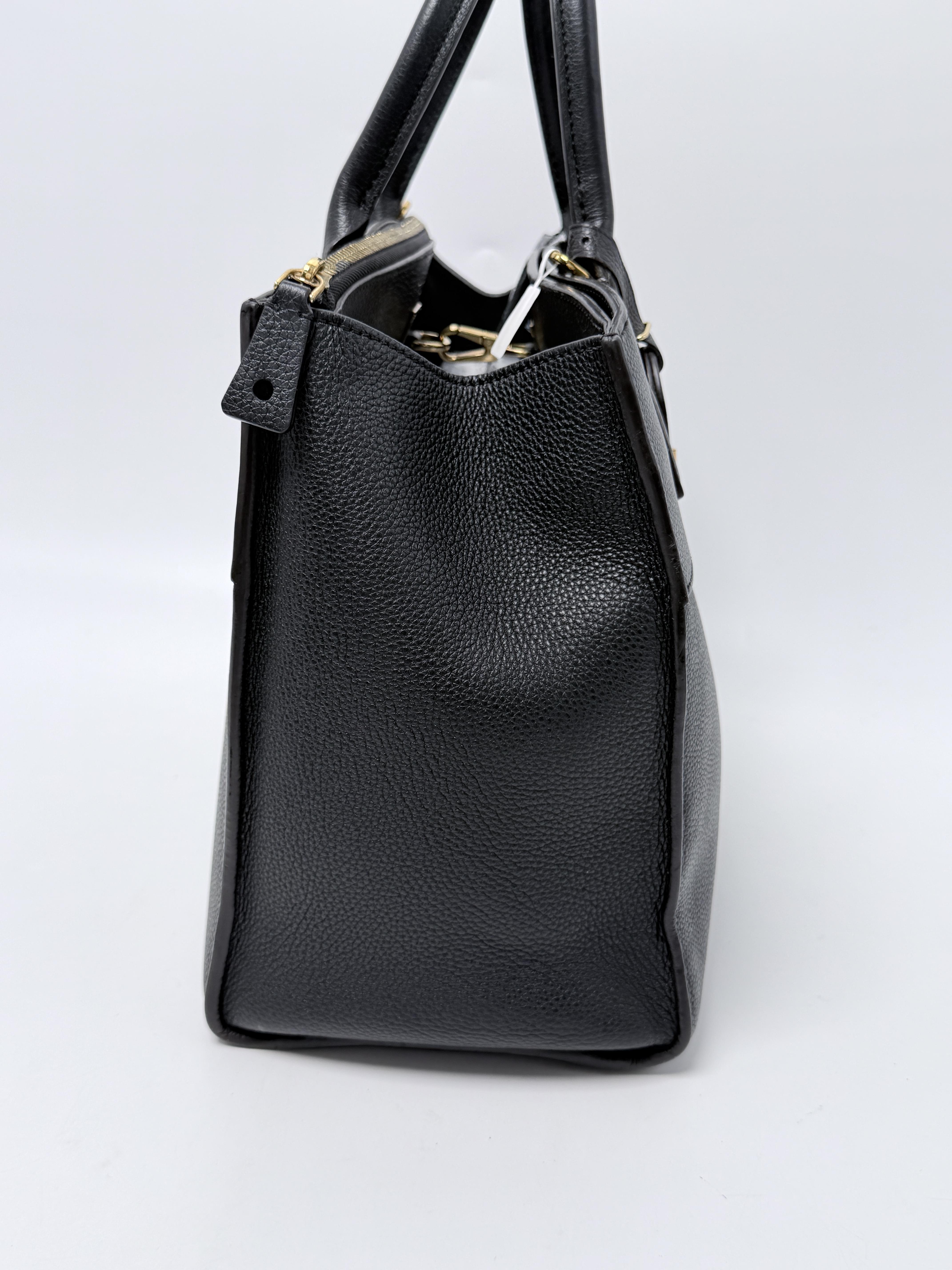 Lockme Tote MM Noir Black Tote Bag Handle Handbag JA1442LV