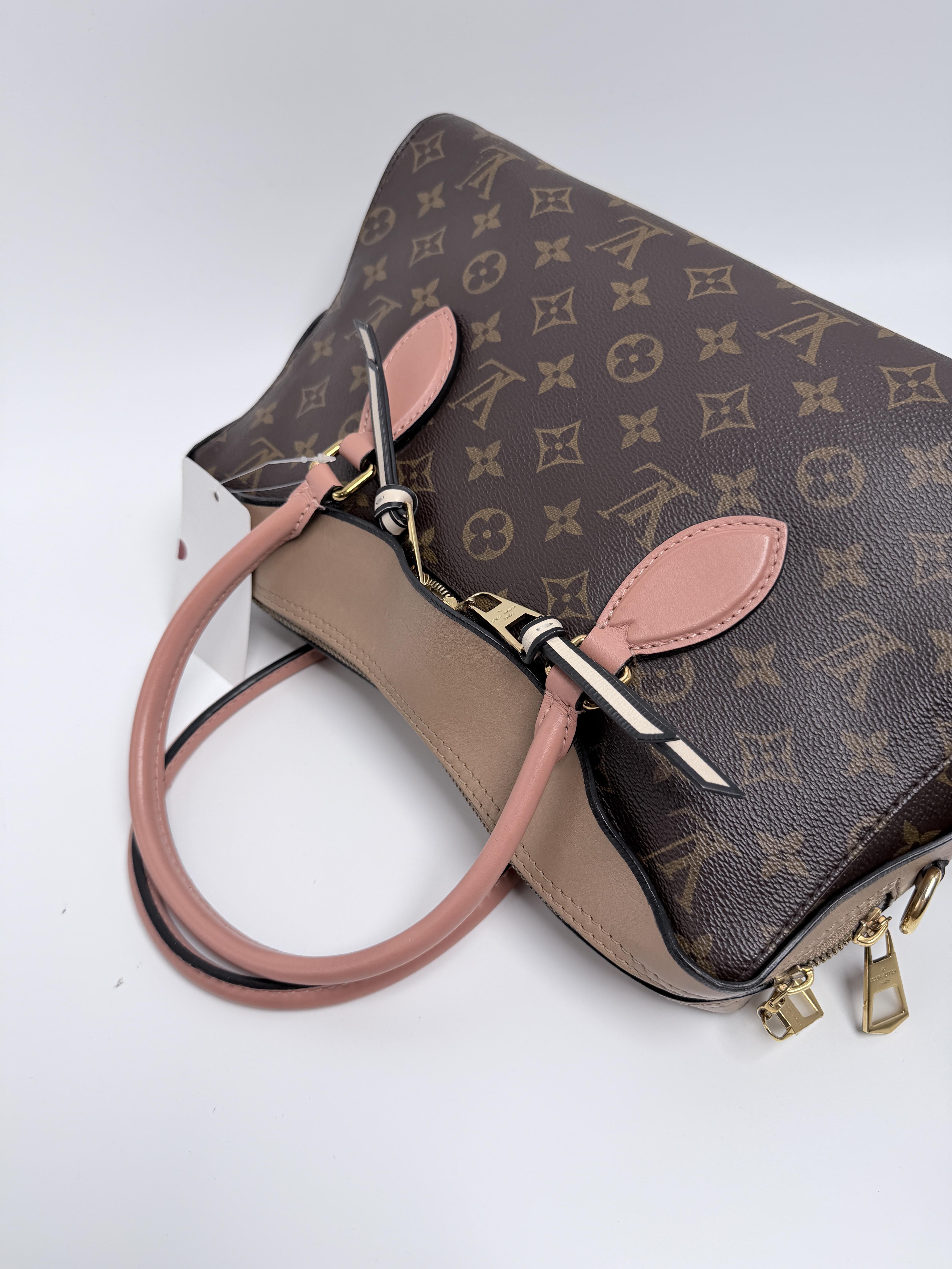 Pre-owned Louis Vuitton Canvas Shoulder Bags Monogram Tuileries Tote Bag Sesame Pêche Shoulder Handbag ZS057LV