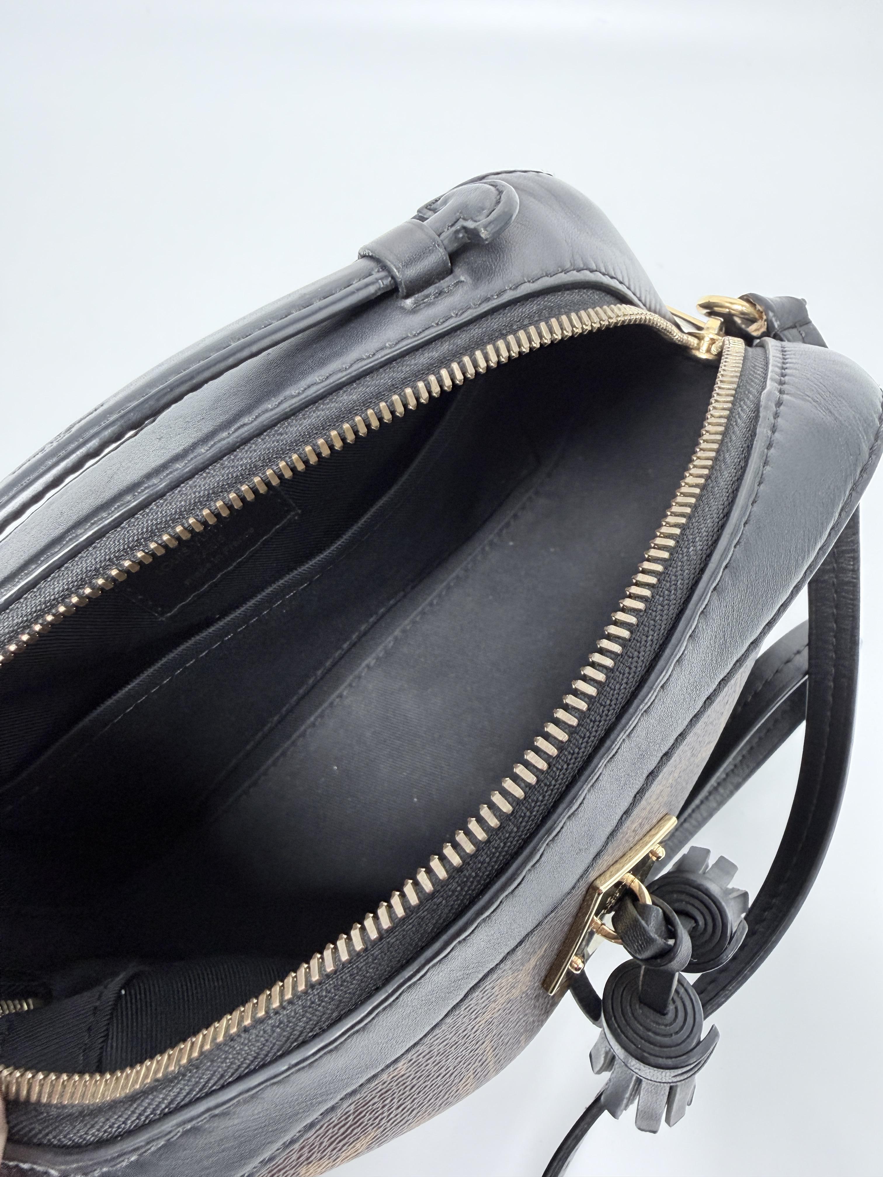Pre-owned Louis Vuitton Canvas Crossbody Bags Monogram Saintonge Black Crossbody Bag Handle Handbag SH485LV