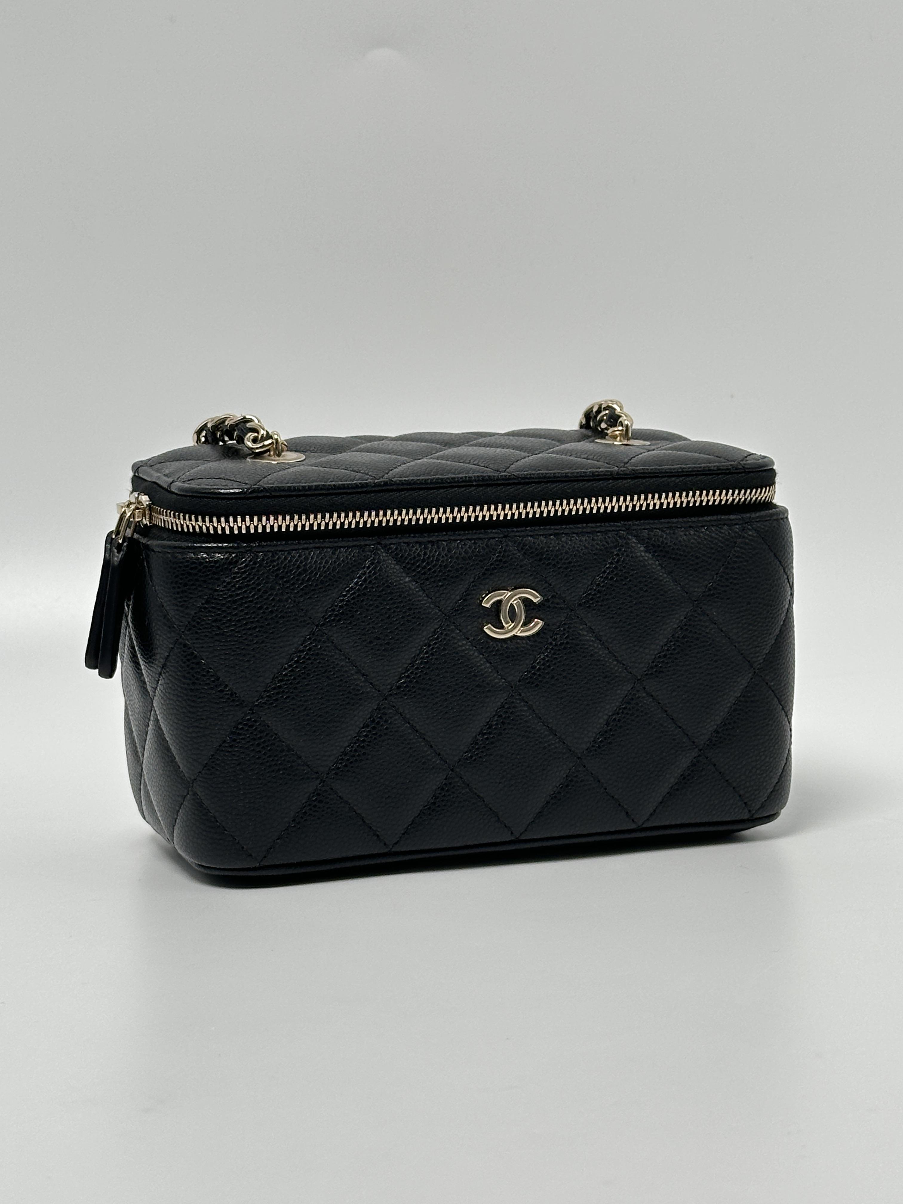 Black Quilted Vanity Case Chain Shoulder Bag FJ015CC