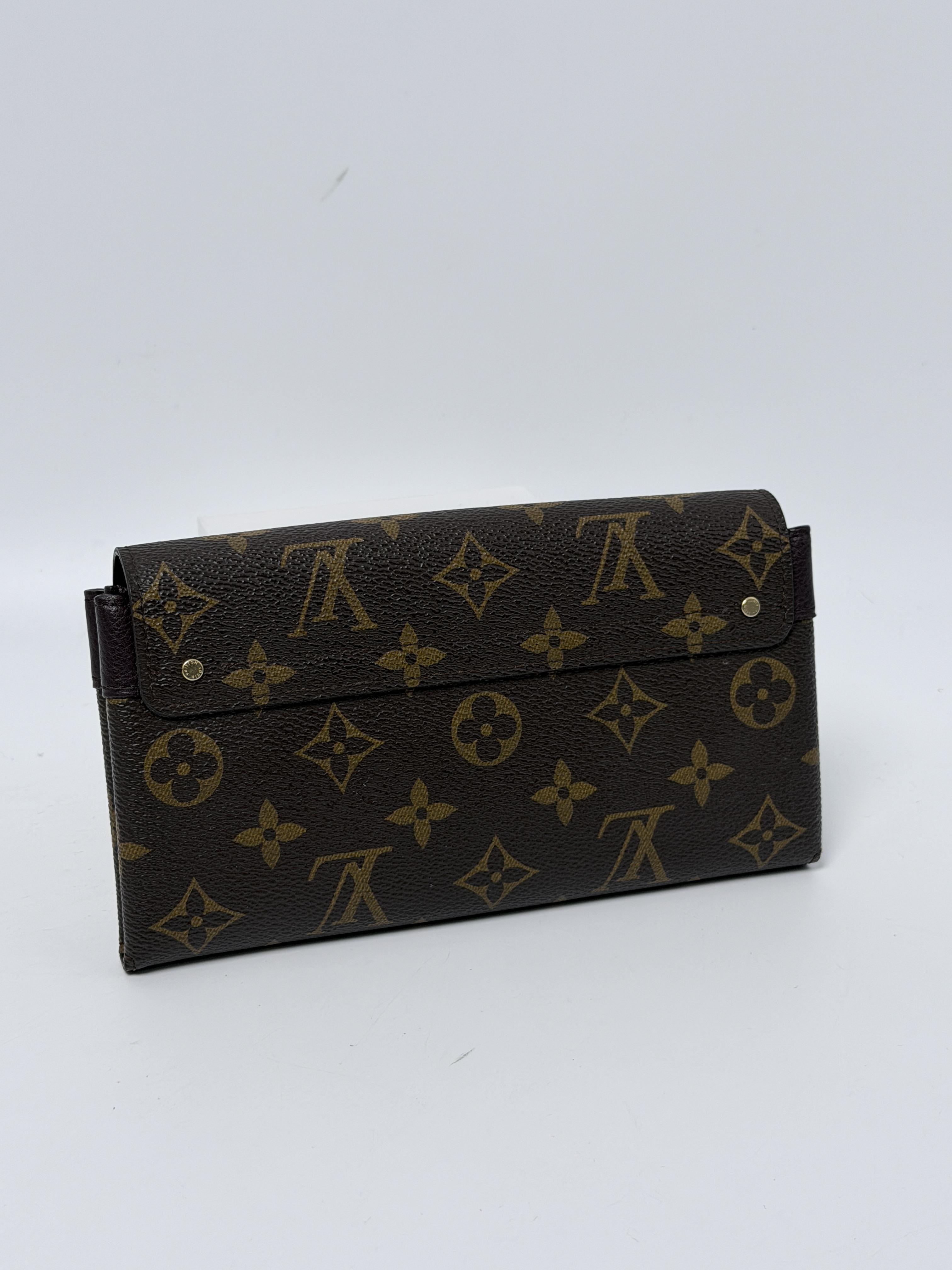 Pre-owned Louis Vuitton Canvas Clutches & Wristlets Elysee Long Flap Wallet Monogram Brown JD312LV