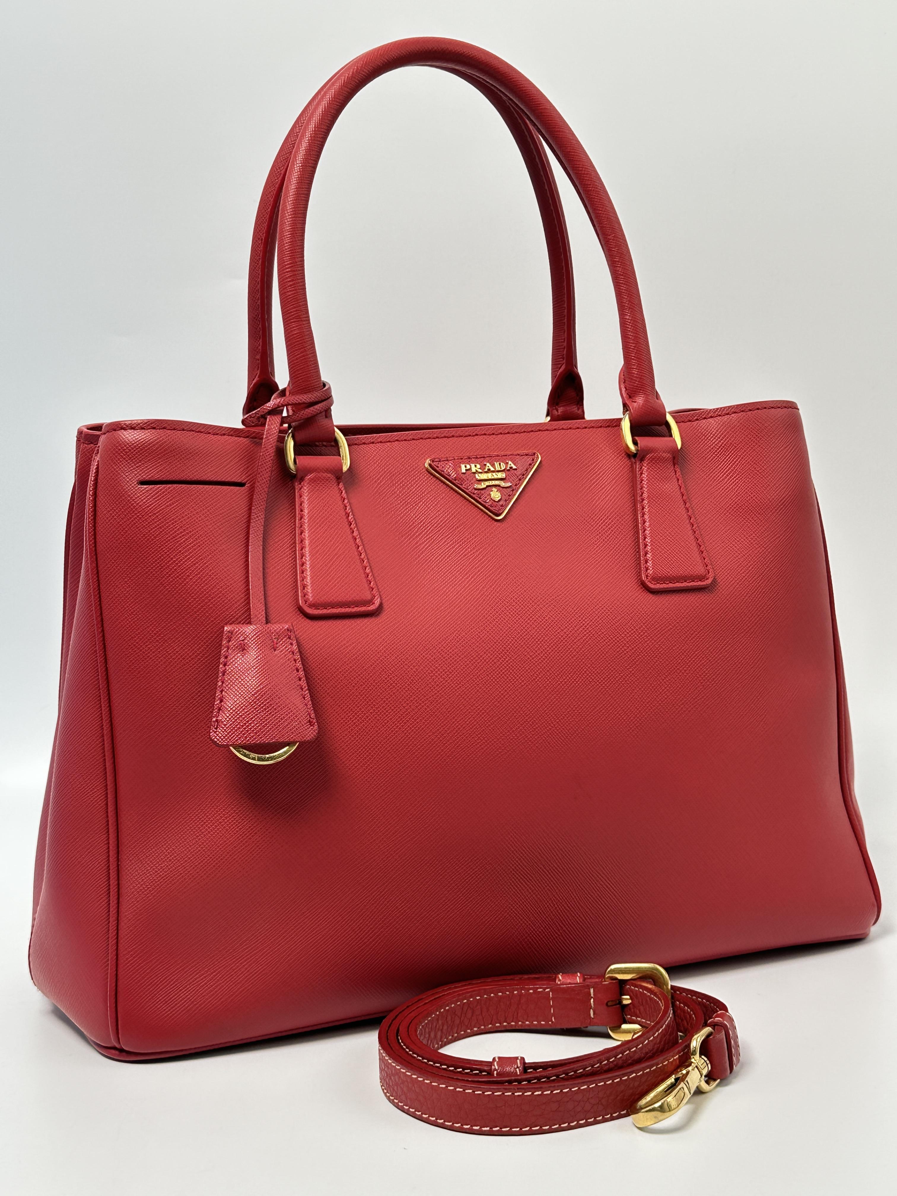 Pre-owned PRADA LEATHER Shoulder Bags Red Convertible Tote Bag Top Handle Bag Crossbody Bag Shoulder Handbag FJ001PR