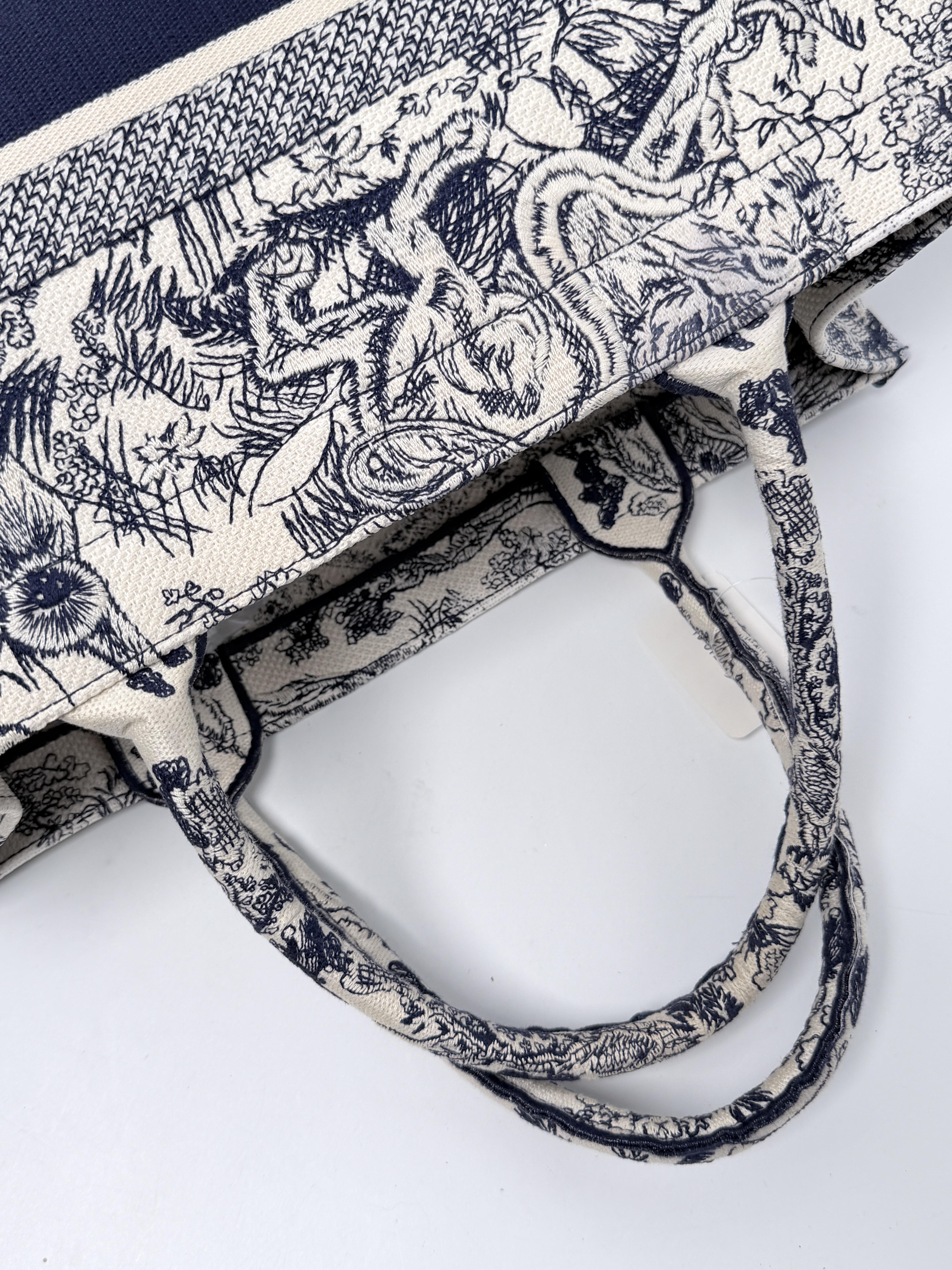 Christian Medium Book Tote Blue Toile de Jouy Embroidered XU012CD