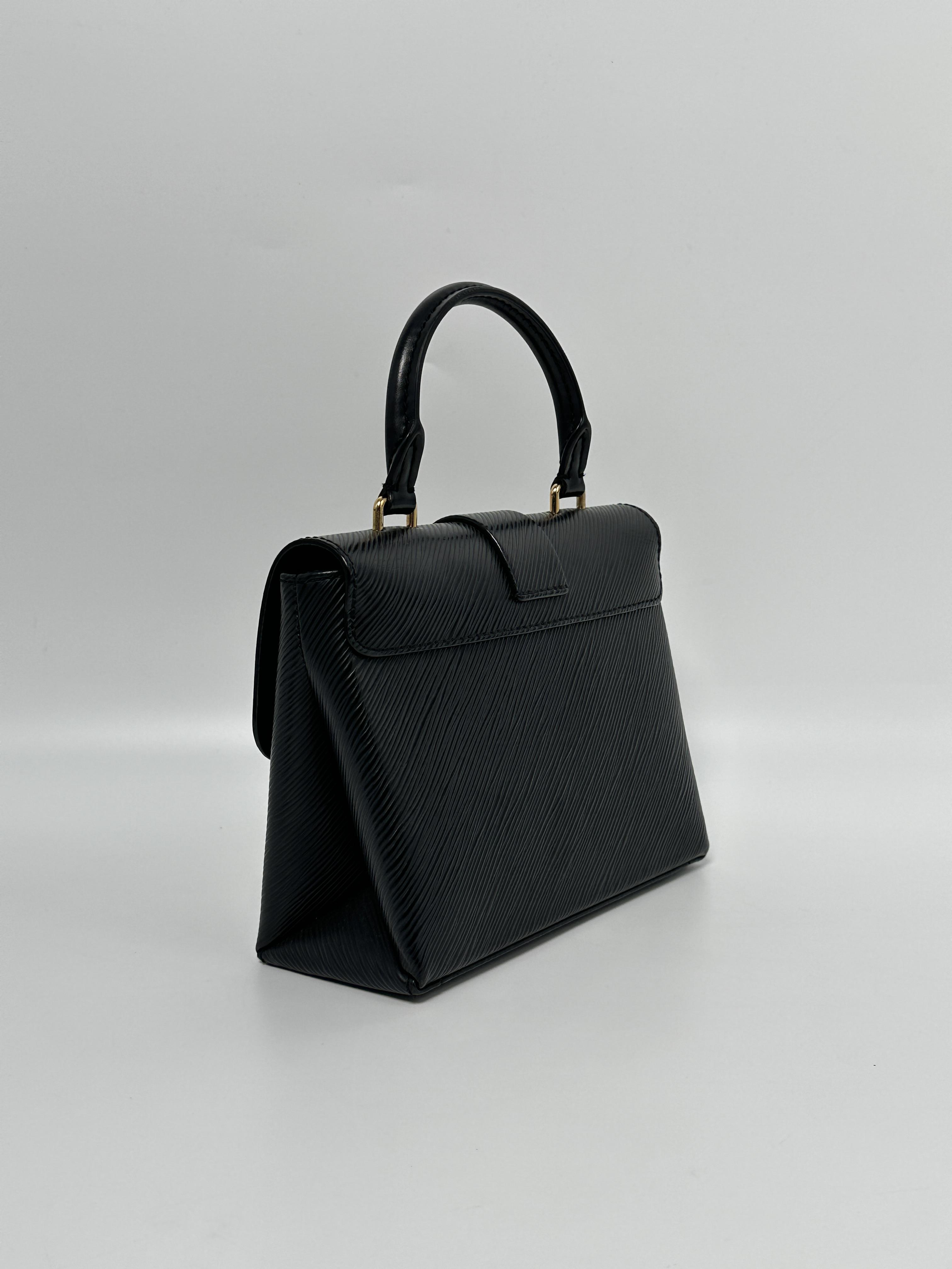 Pre-owned Louis Vuitton LEATHER Shoulder Bags Epi Locky BB Black Top Handle Handbag Shoulder Bag ZS089LV