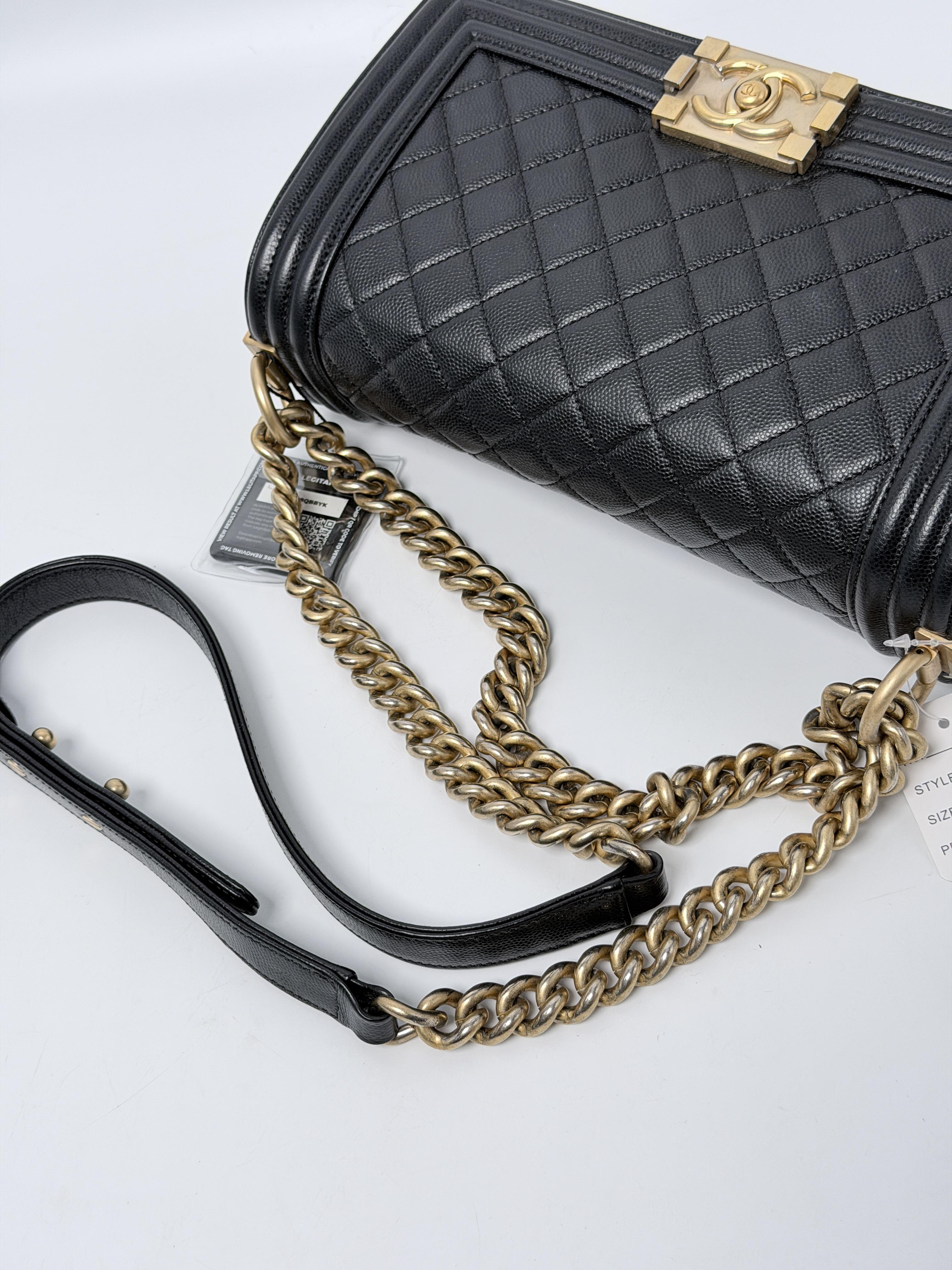 Boy Bag Old Medium Black Caviar Gold Hardware Flap JA1260CC