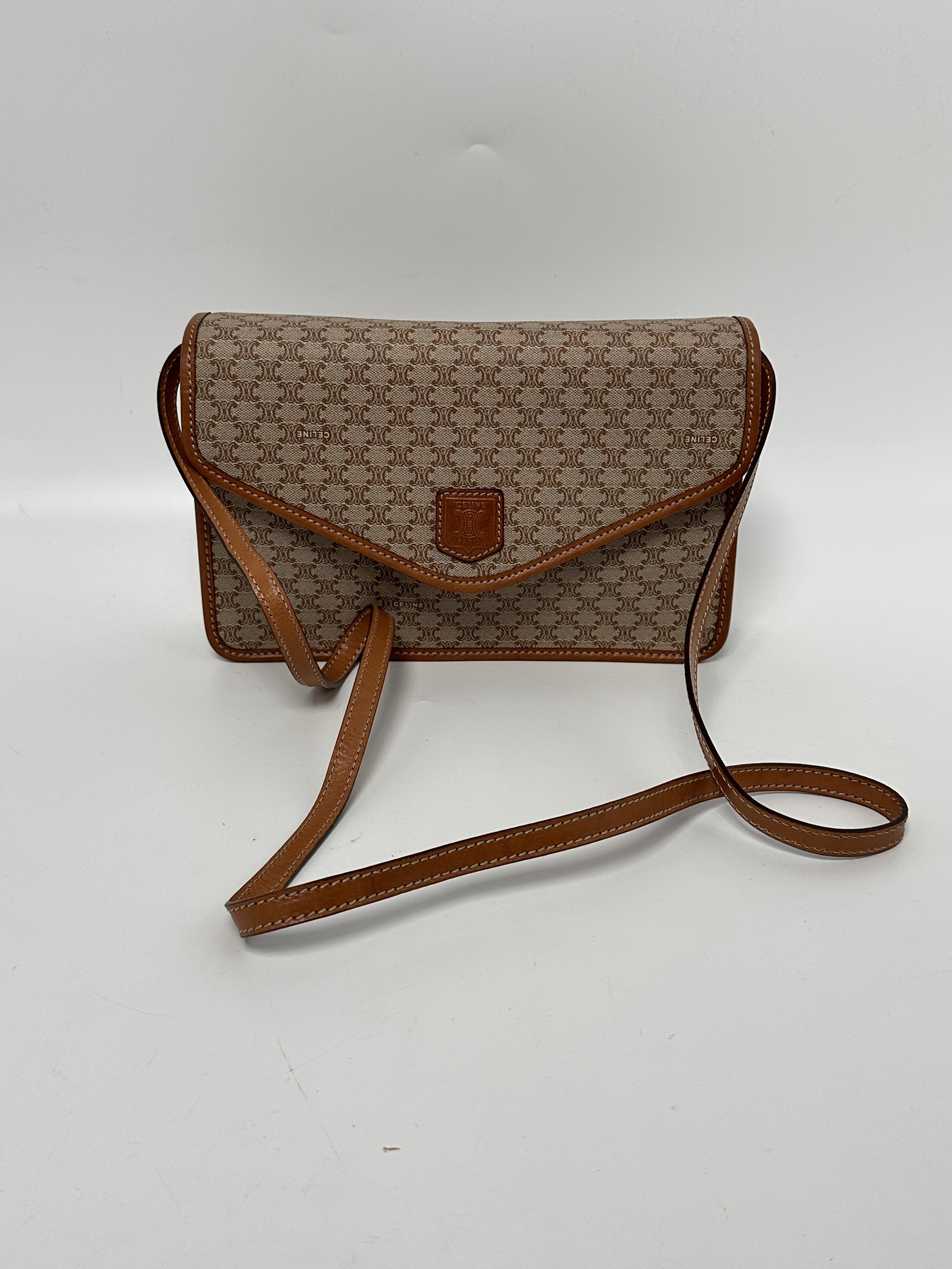 Pre-owned Celine canvas Shoulder Bags Macadam Envelope Crossbody Shoulder Bag Beige ZS006CE