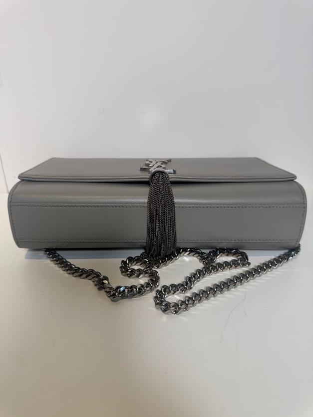 Pre-owned Yves Saint Laurent Leather Shoulder Bags YSL Saint Laurent Monogram Kate Tassel Bag Gray & Silver HW JX69