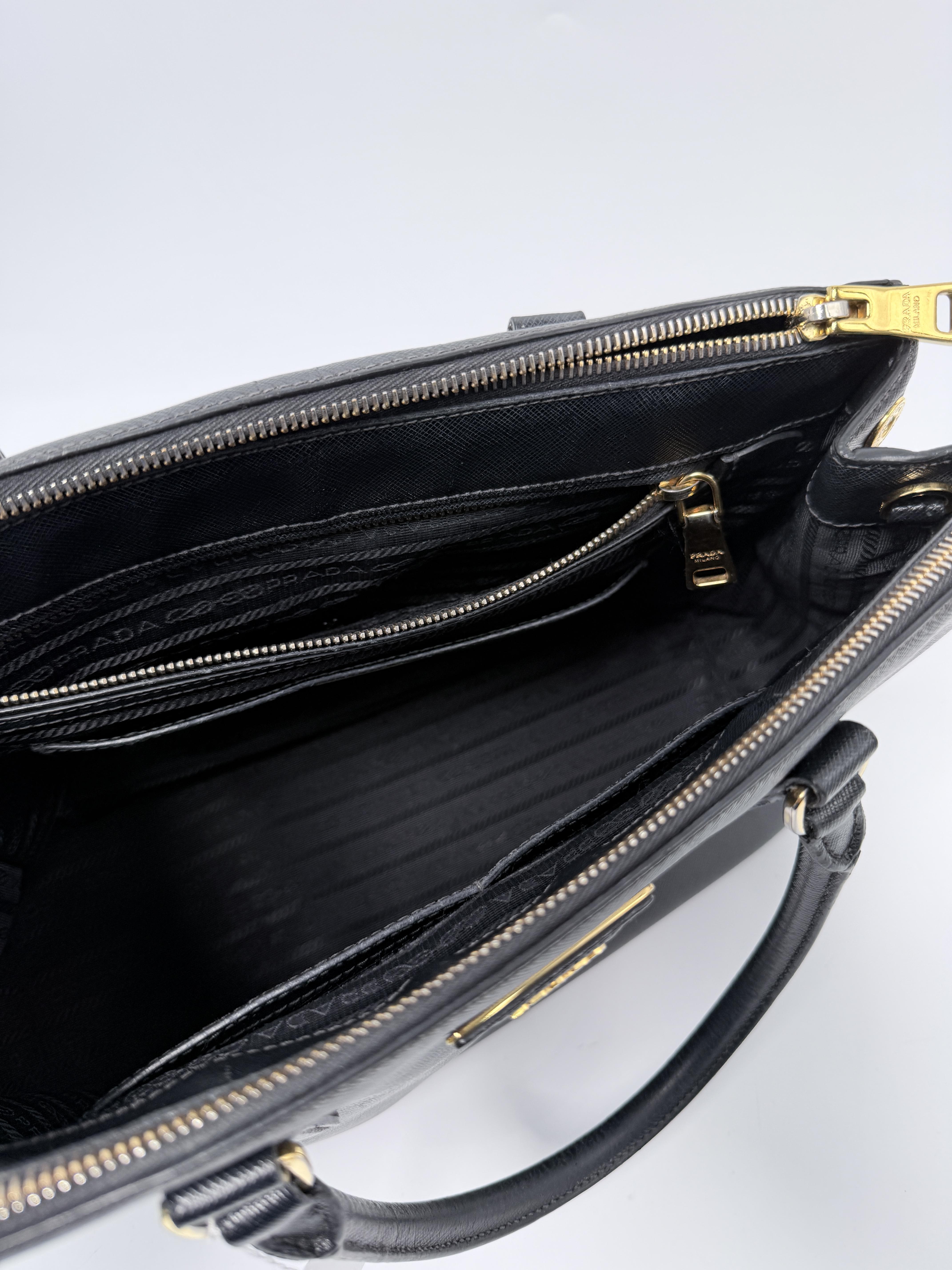 Pre-owned PRADA leather Shoulder Bags Galleria Medium Saffiano Shoulder Bag Top Handle Handbag JE536PD