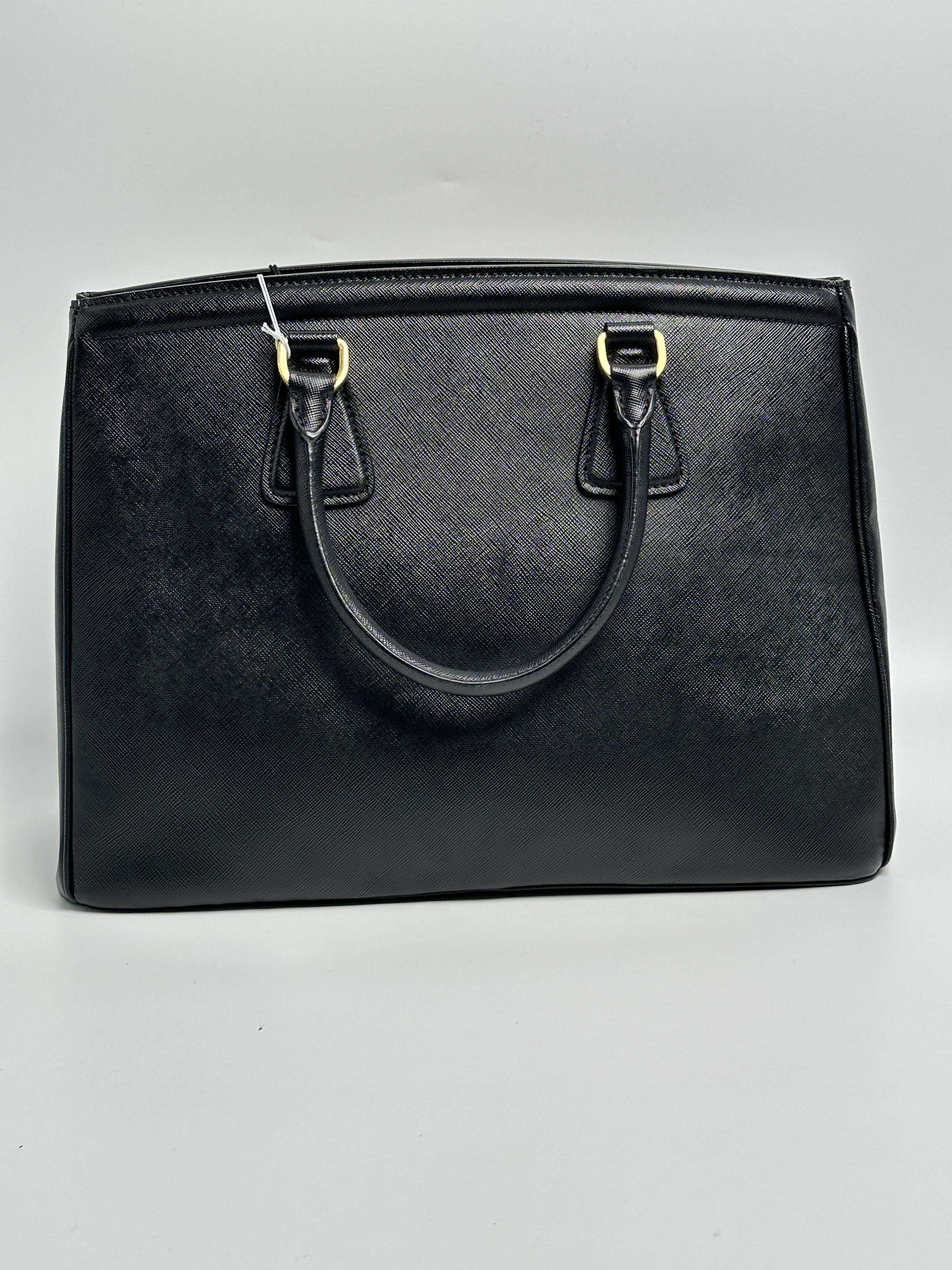 Saffiano Lux Tote SH403PR