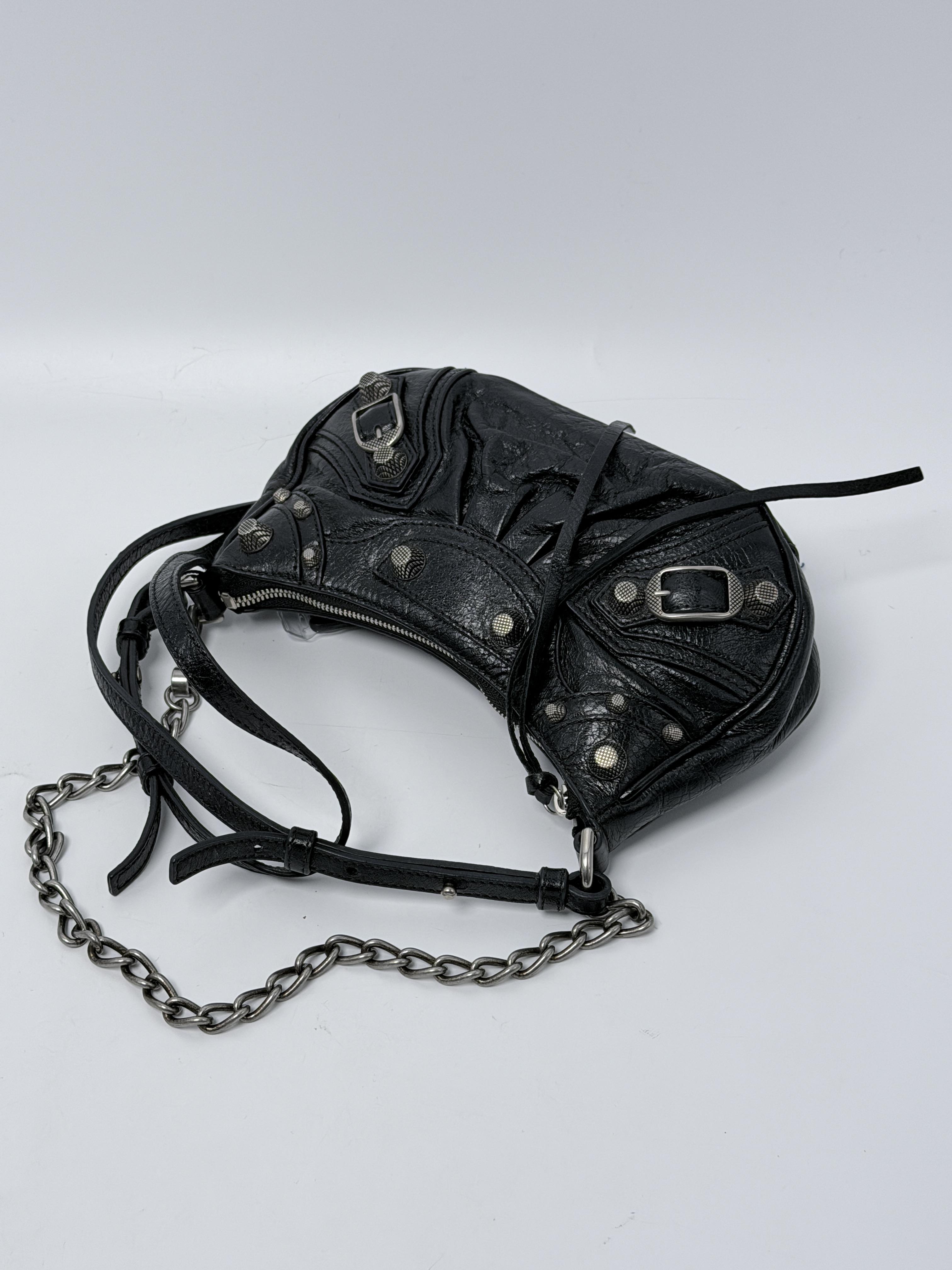 Le Cagole Mini Bag with Chain Arena JE796BL