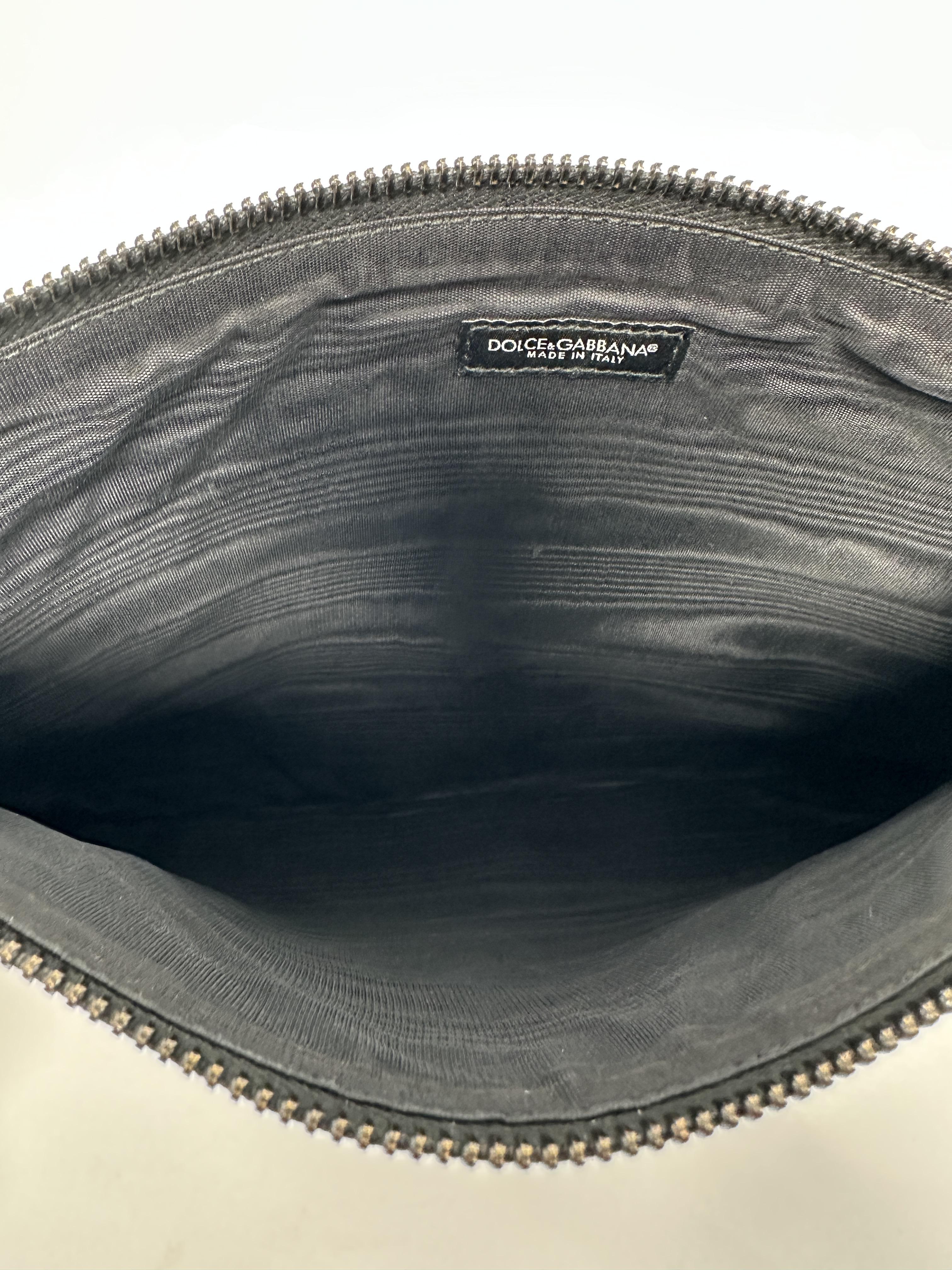 Pre-owned DOLCE & GABBANA leather Clutches & Wristlets DG Family Domenico Clutch JD425DG