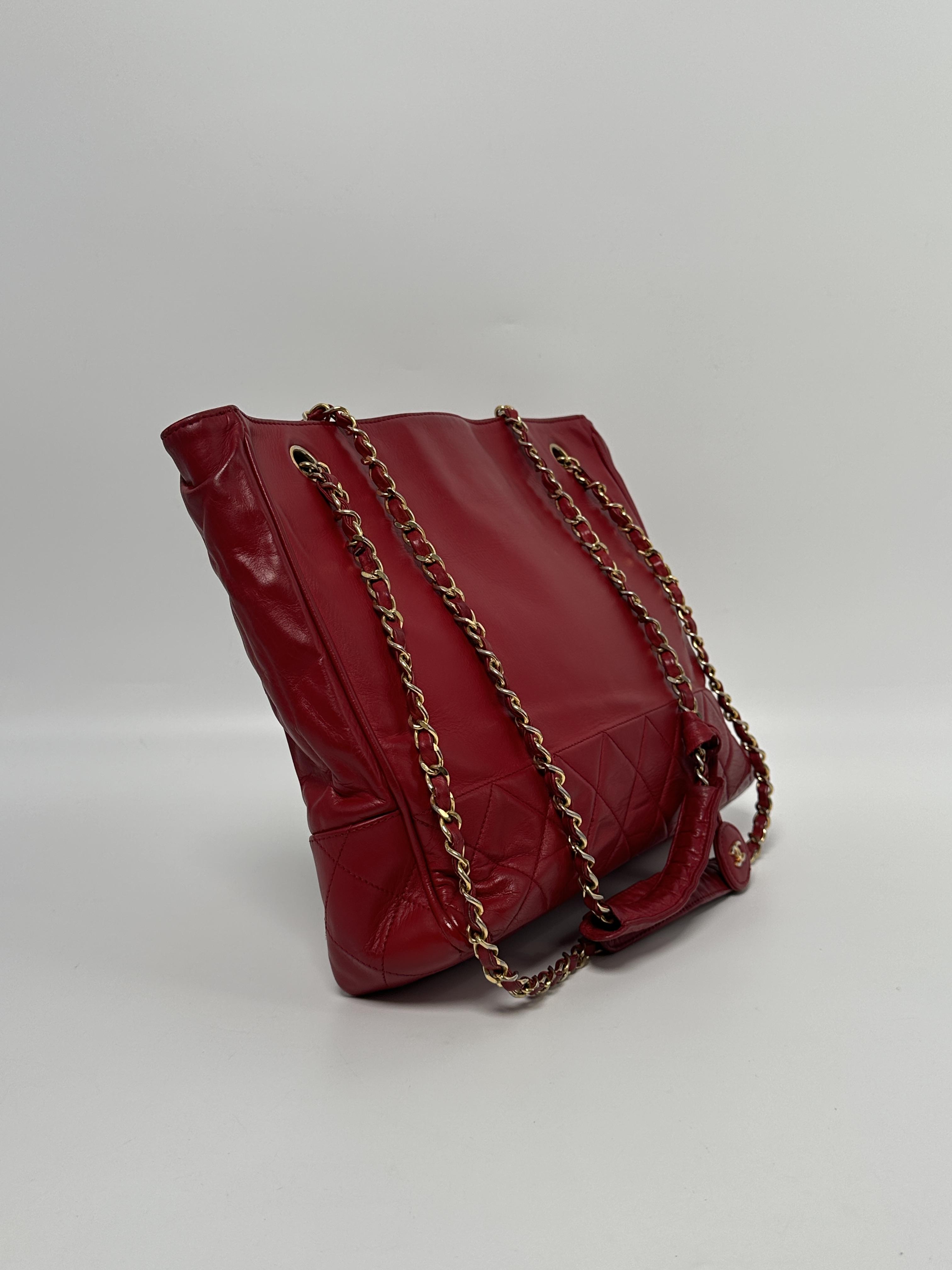 Pre-owned CHANEL LEATHER Tote Bags Red Chain Shoulder Tote Bag ZS056CC