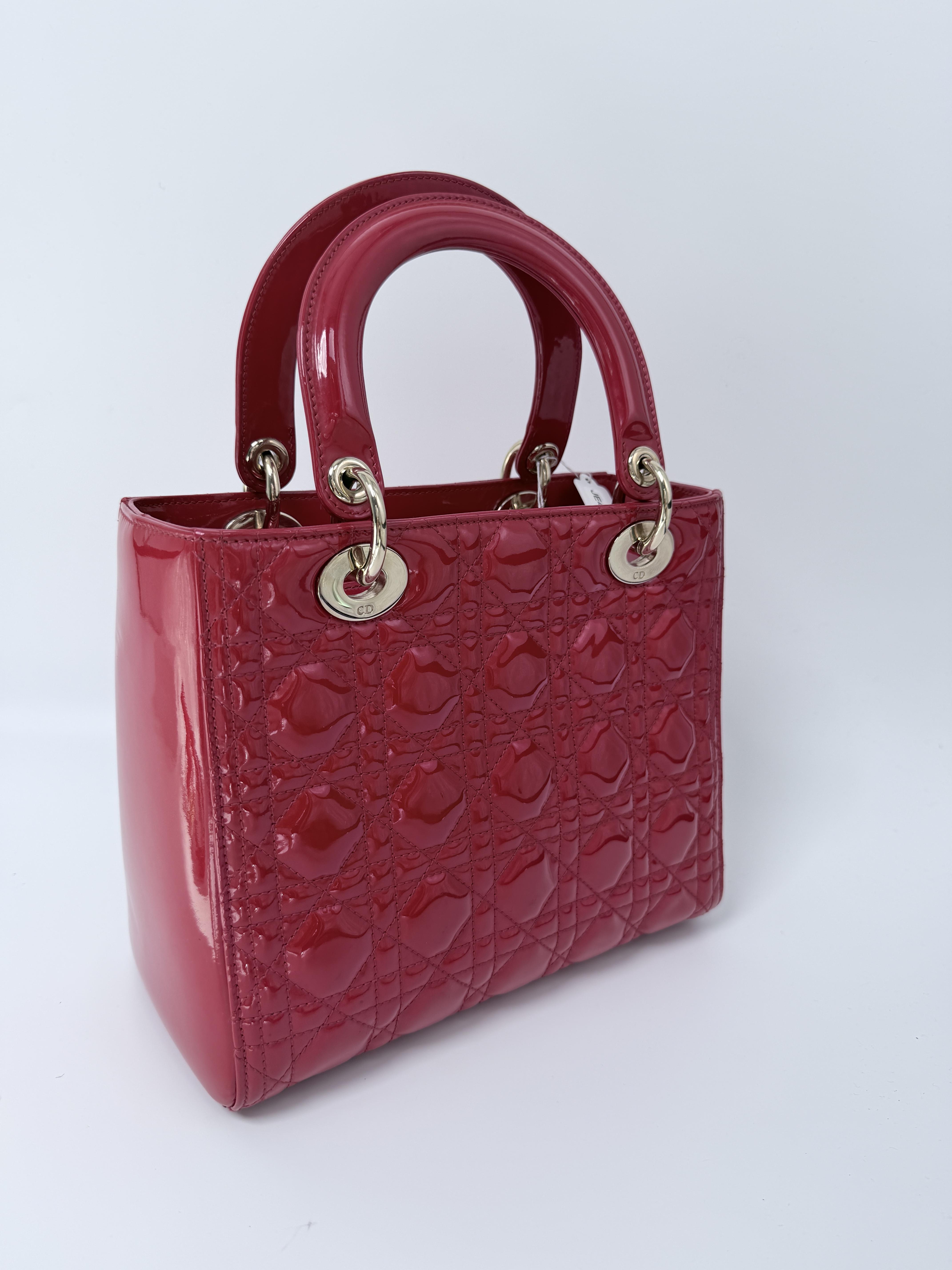 Pre-owned Dior leather Shoulder Bags Christian Lady Medium Cannage Patent Shoulder Bag JE434DR