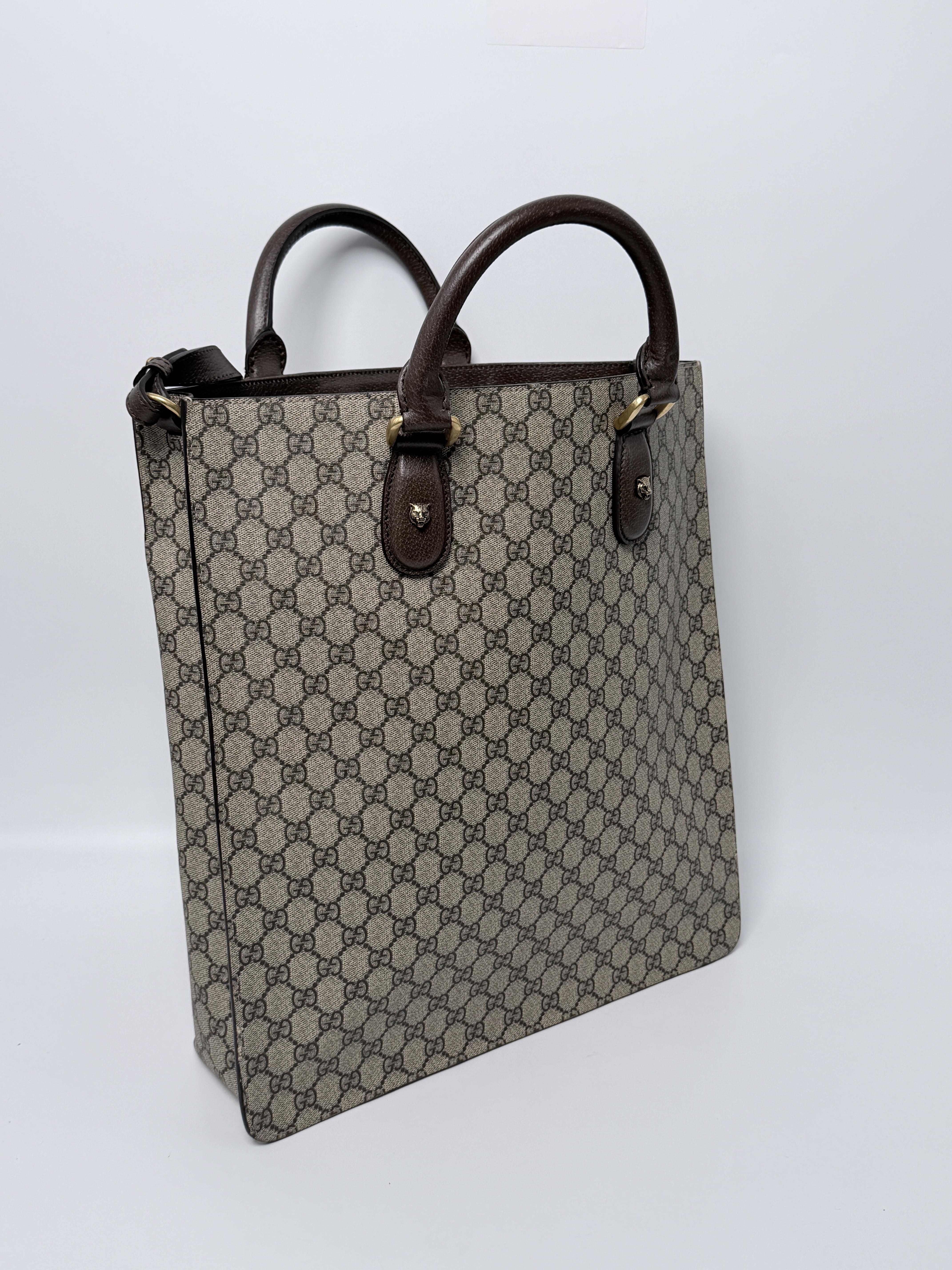 Pre-owned GUCCI canvas Tote Bags GG Supreme Bee Tote Bag JD684GG