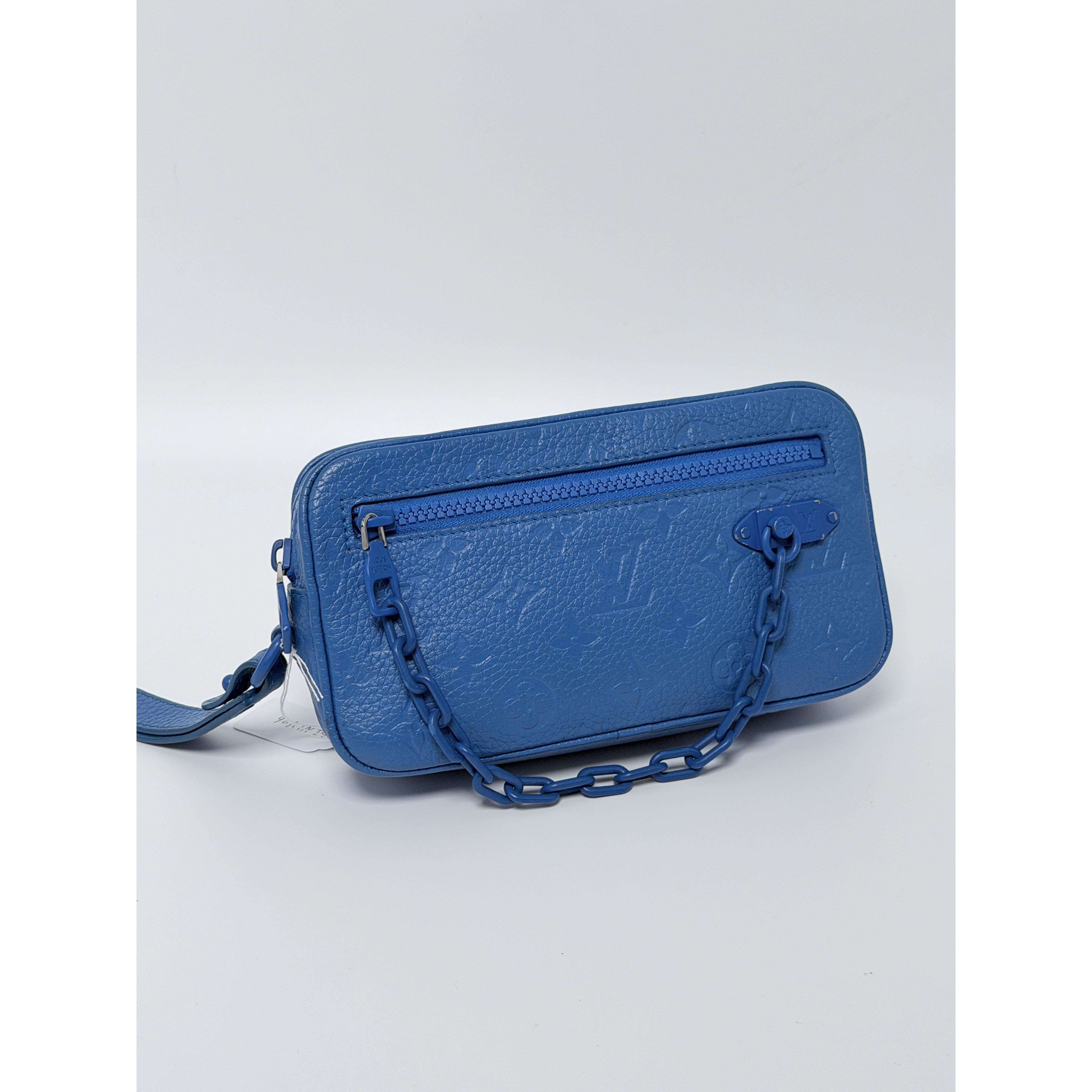 Pre-owned Louis Vuitton Leather Clutches & Wristlets Blue Monogram Empreinte Wristlet Pouch BINLV06
