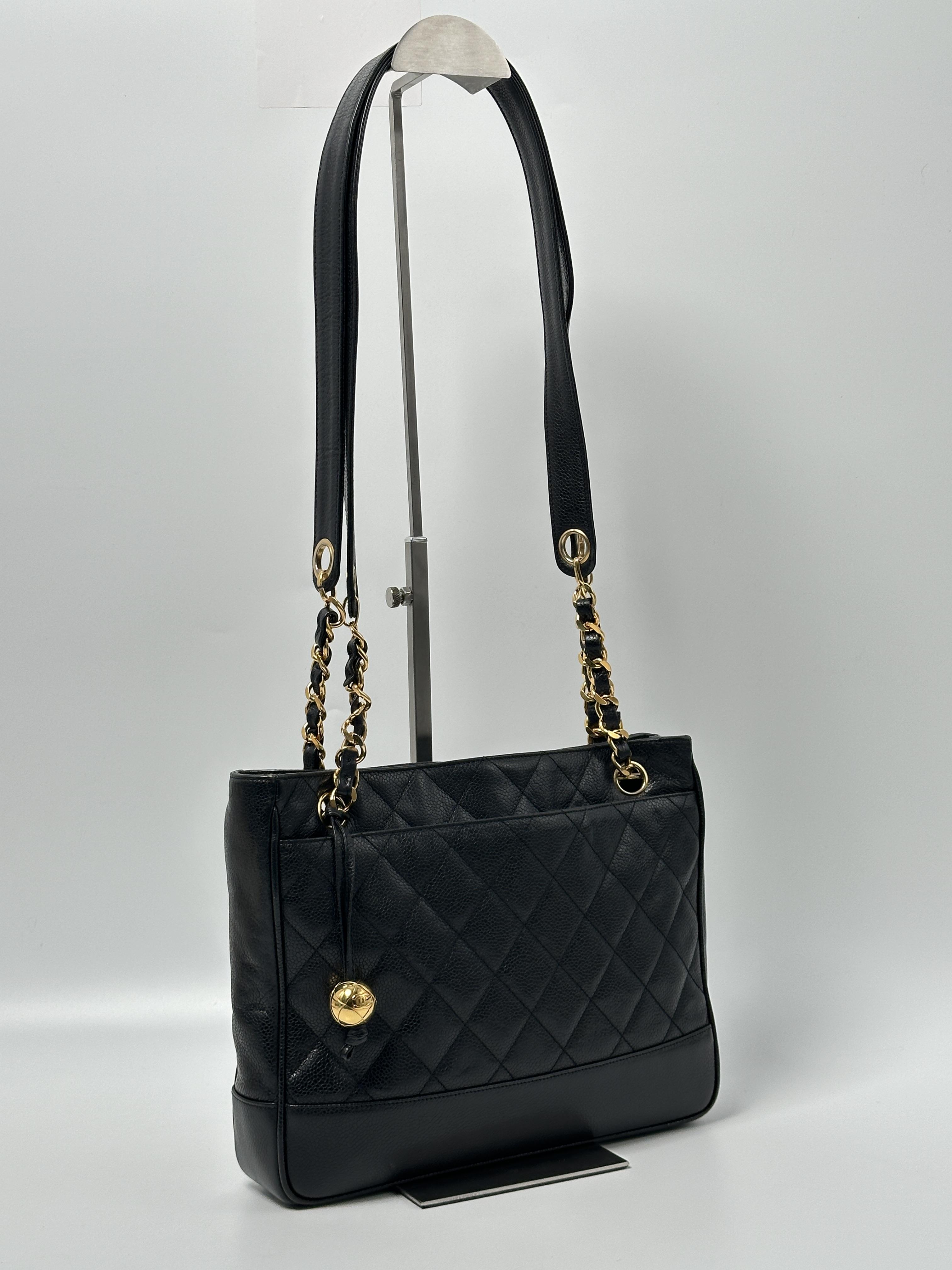 Pre-owned CHANEL leather Tote Bags Black Caviar Quilted Ball Charm Chain Shoulder Tote Bag JE663CC