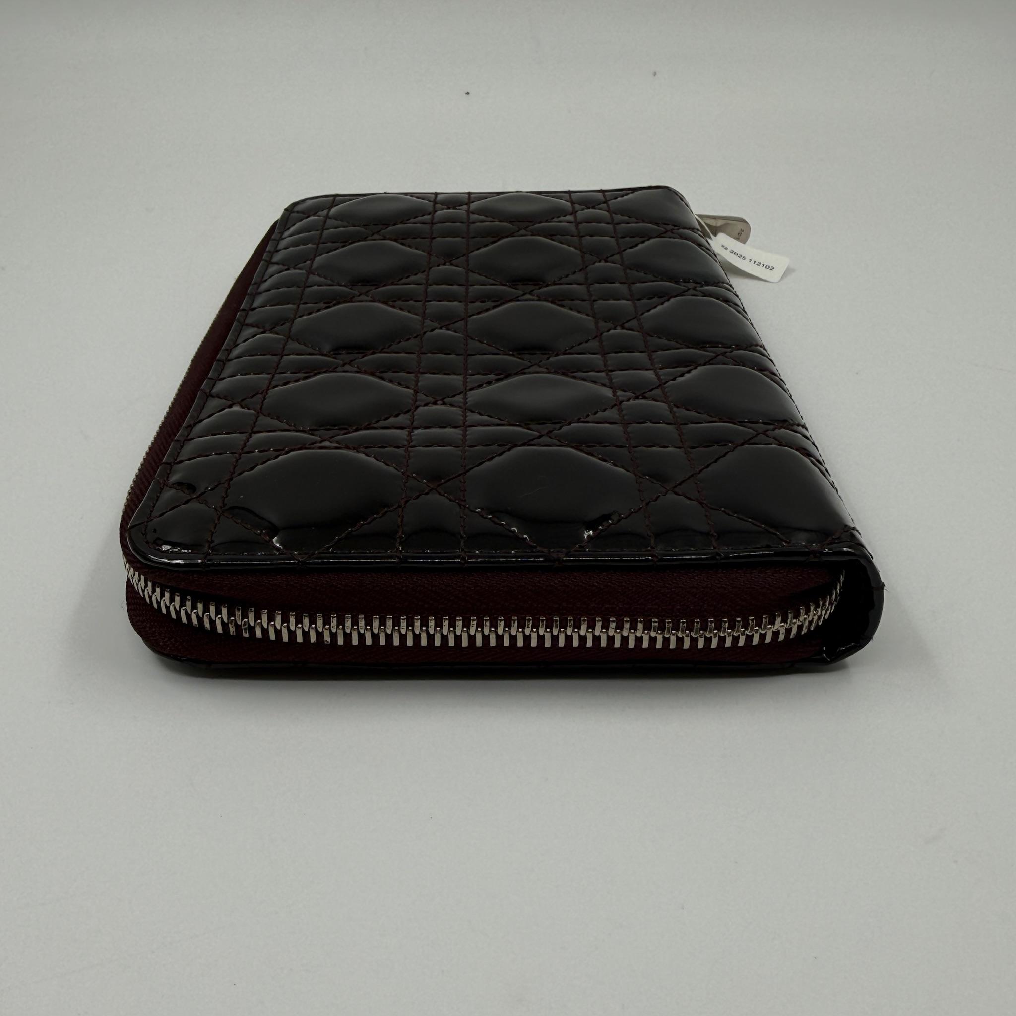 authentic patent cannage zip around long DR13Fei