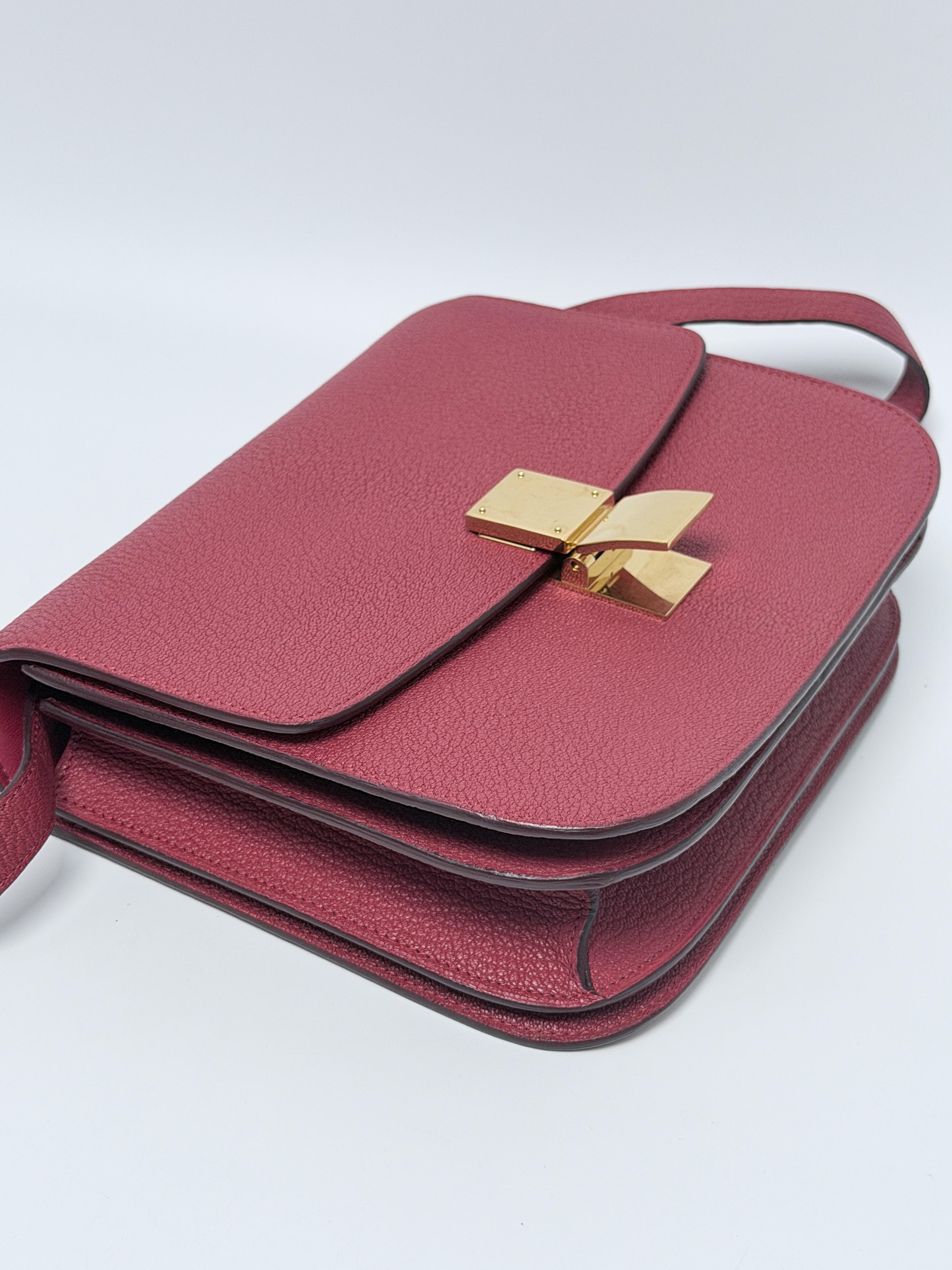 Pre-owned Celine Leather Crossbody Bags Medium Classic Box Bag Strap Crossbody Shoulder Handbag Red FJ002CE