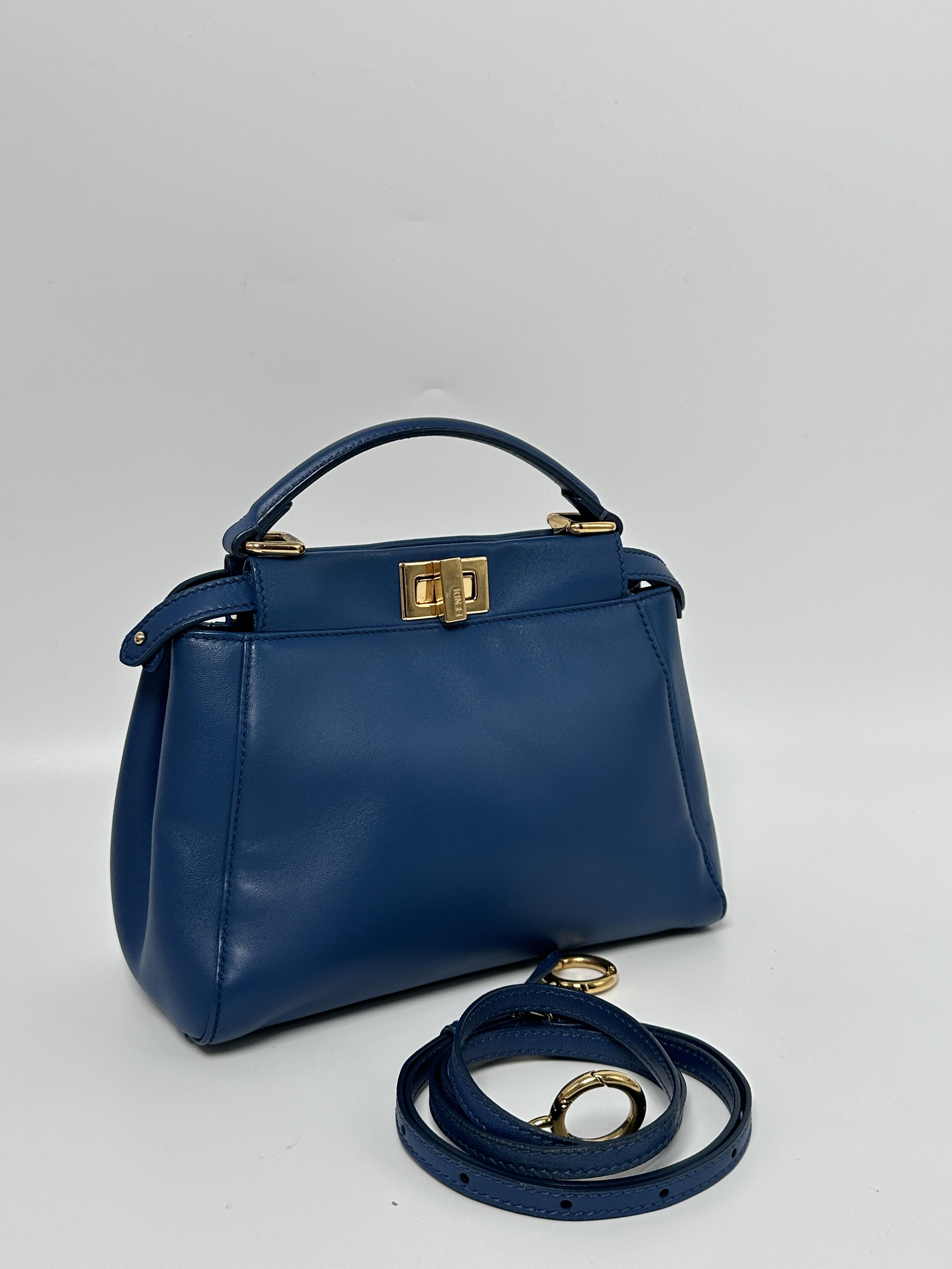 Pre-owned FENDI leather Shoulder Bags Peekaboo Blue Mini Top Handle Handbag Shoulder Bag JD722FD