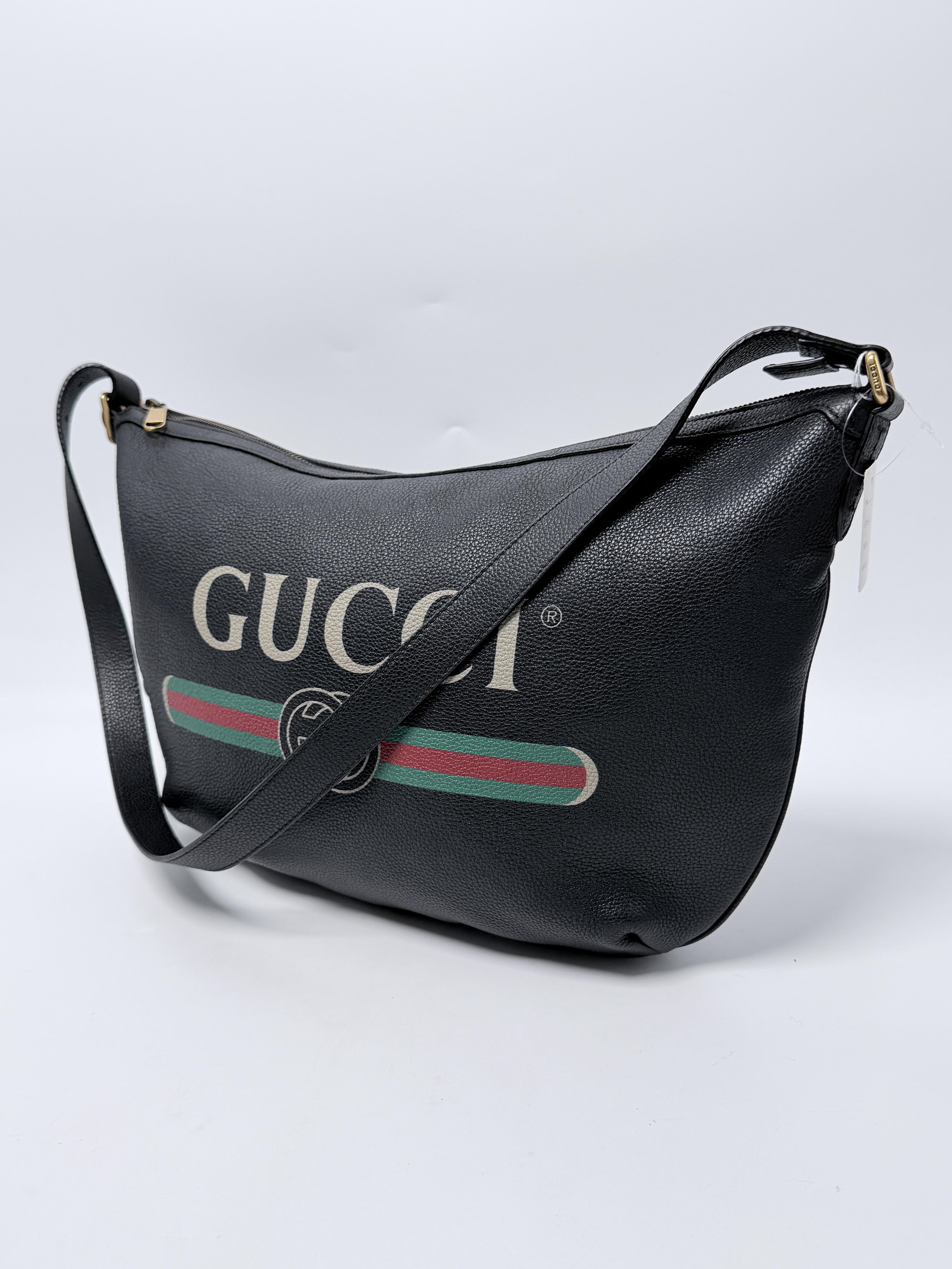 Vintage Logo Half Moon Hobo Bag Black Grained Shoulder Crossbody JP001GG