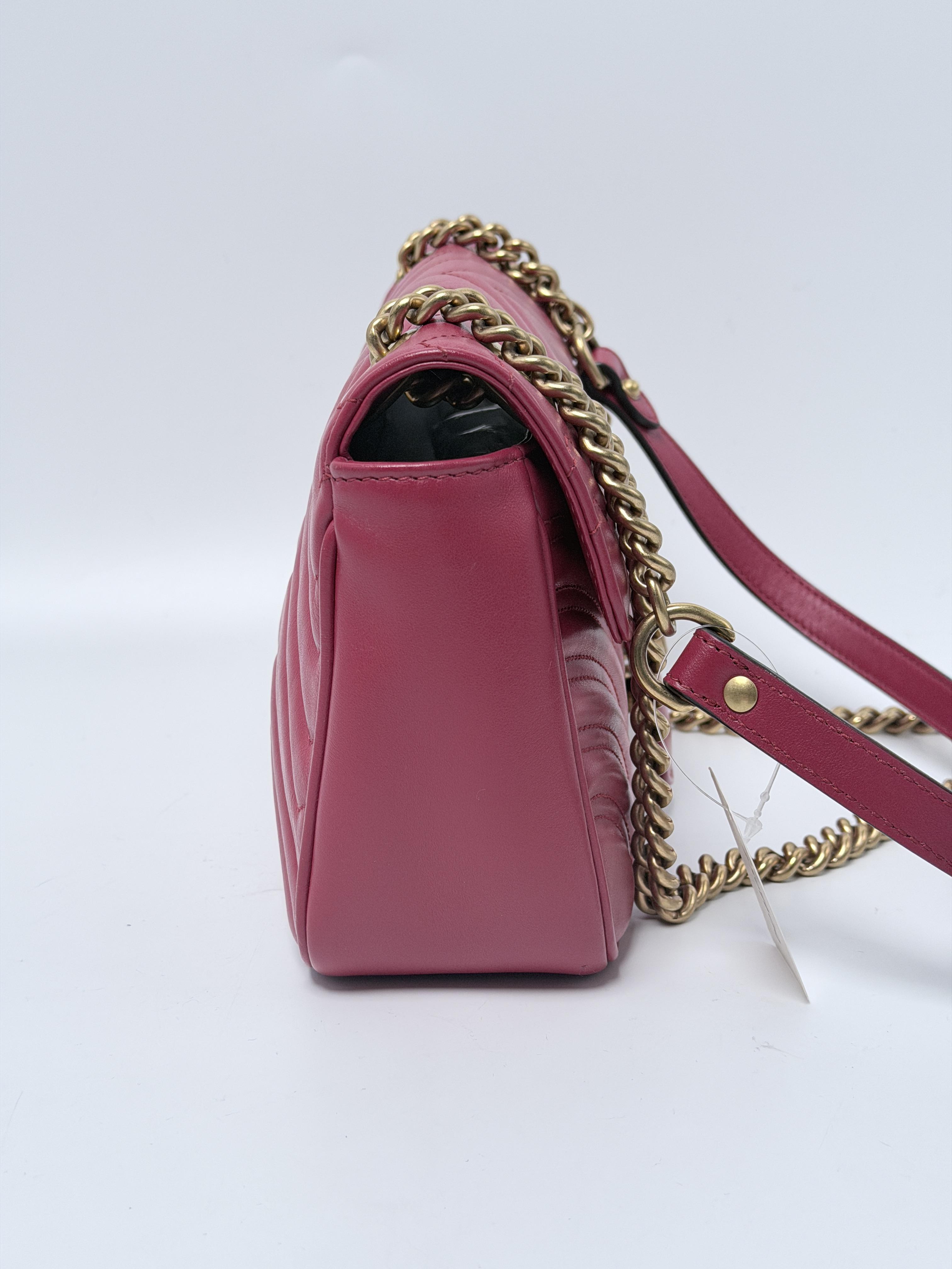 GG Marmont Small Shoulder Bag Quilted Crossbody Handbag ZS094GG
