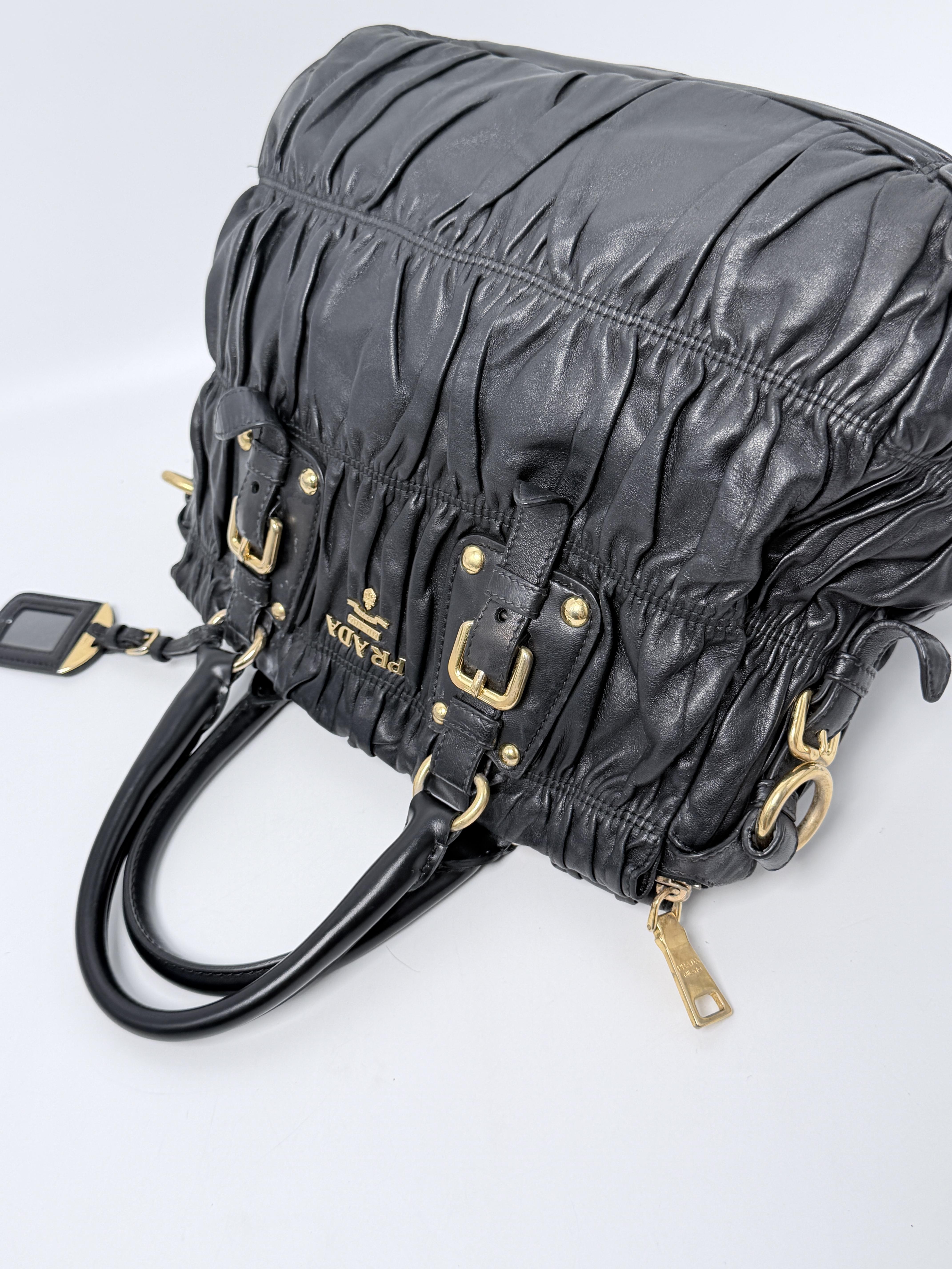 Nero Black Ruched Gaufre Lambskin Top Handle Shoulder Bag Gold HW JA1216PR