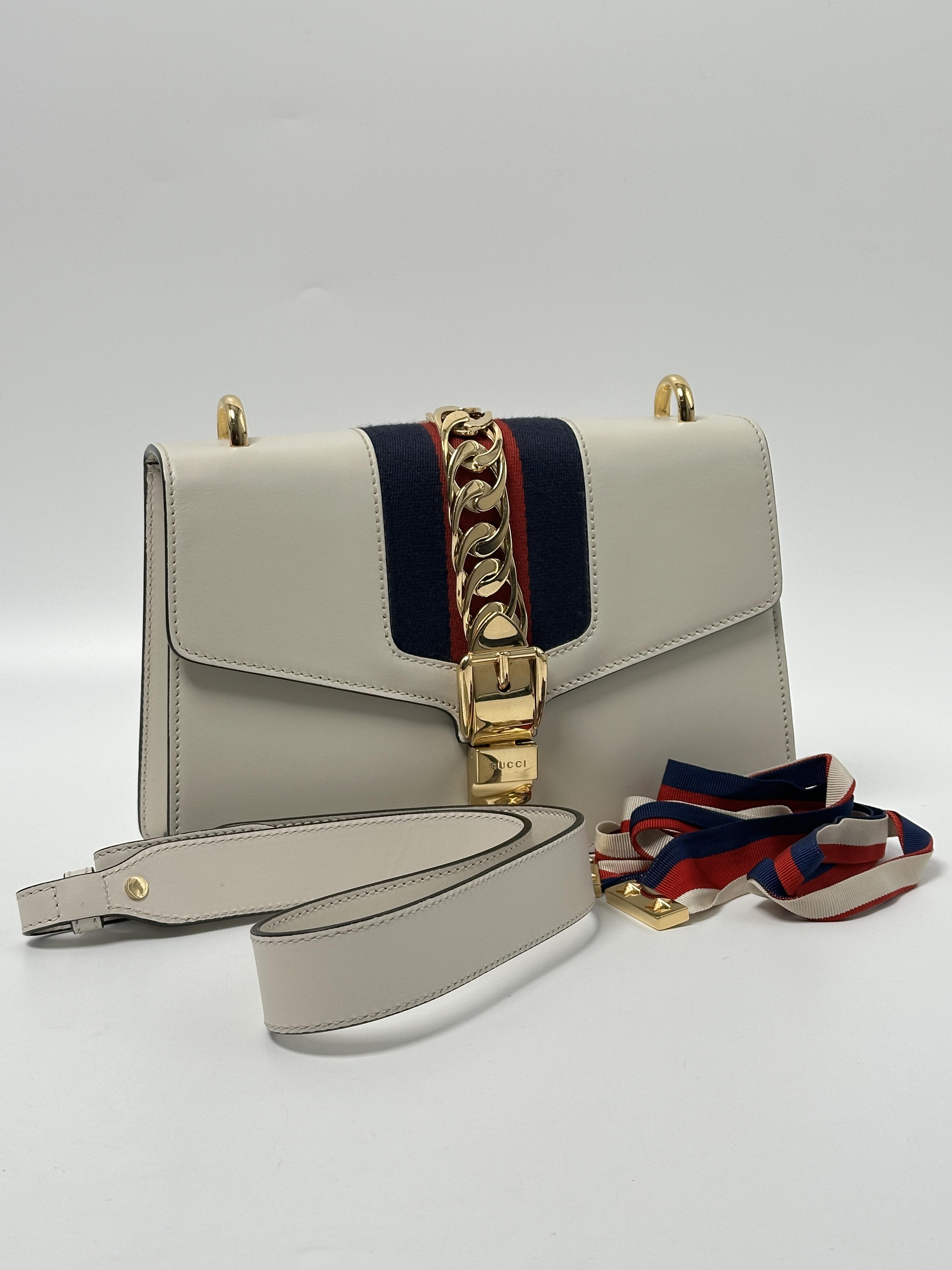 Sylvie Chain Shoulder Bag JD581GG