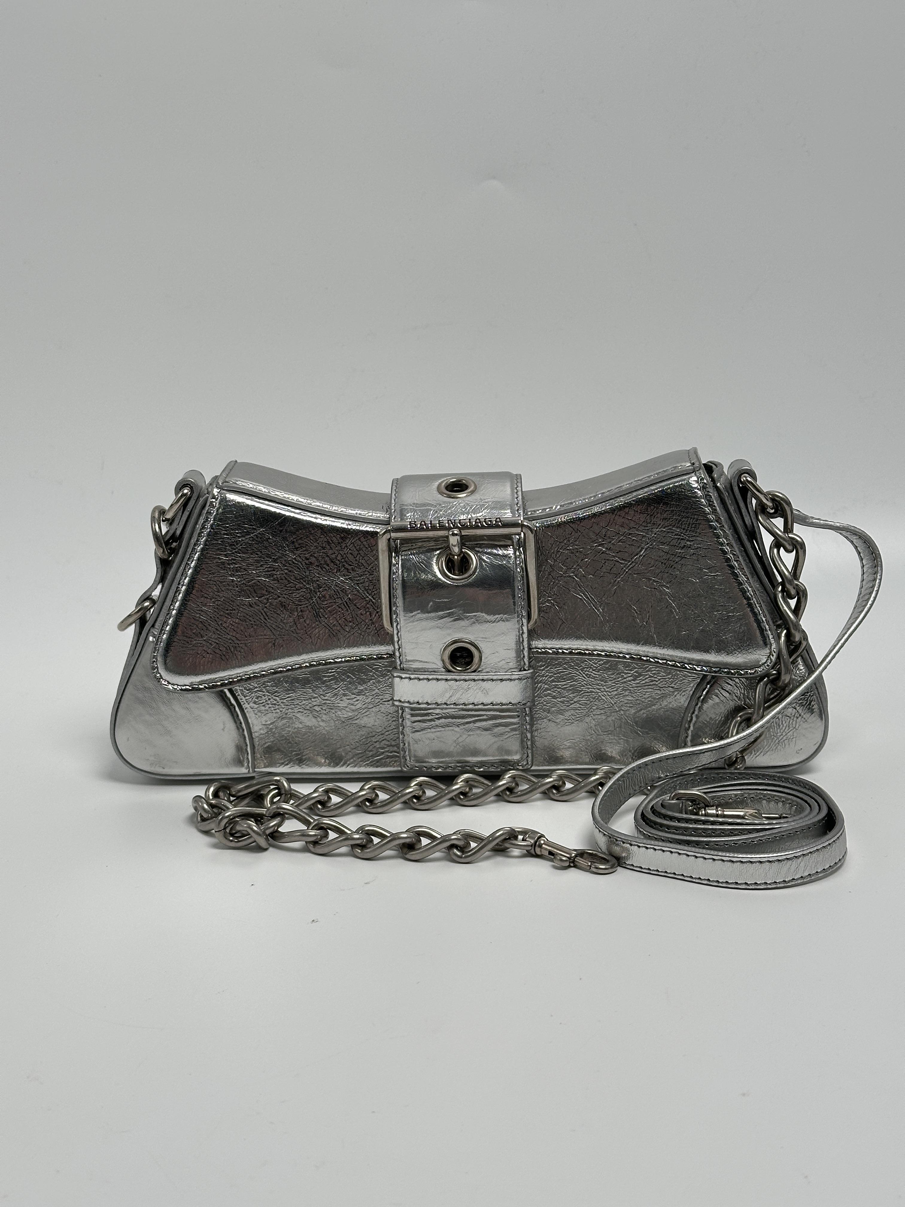 Metallic Chain Shoulder Bag / Crossbody Clutch – Silver JD348BB