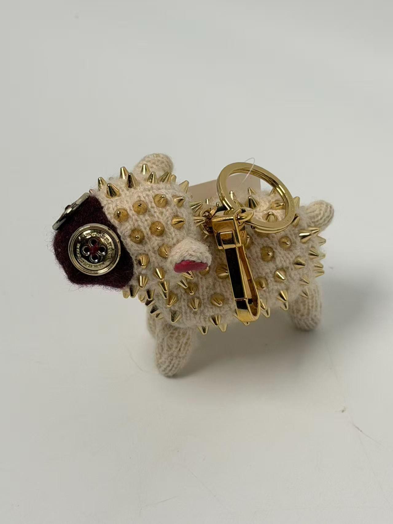 Burberry Wendy The Sheep Studded Cashmere Bag Charm Stuffed Animal Keyring FJ003BR
