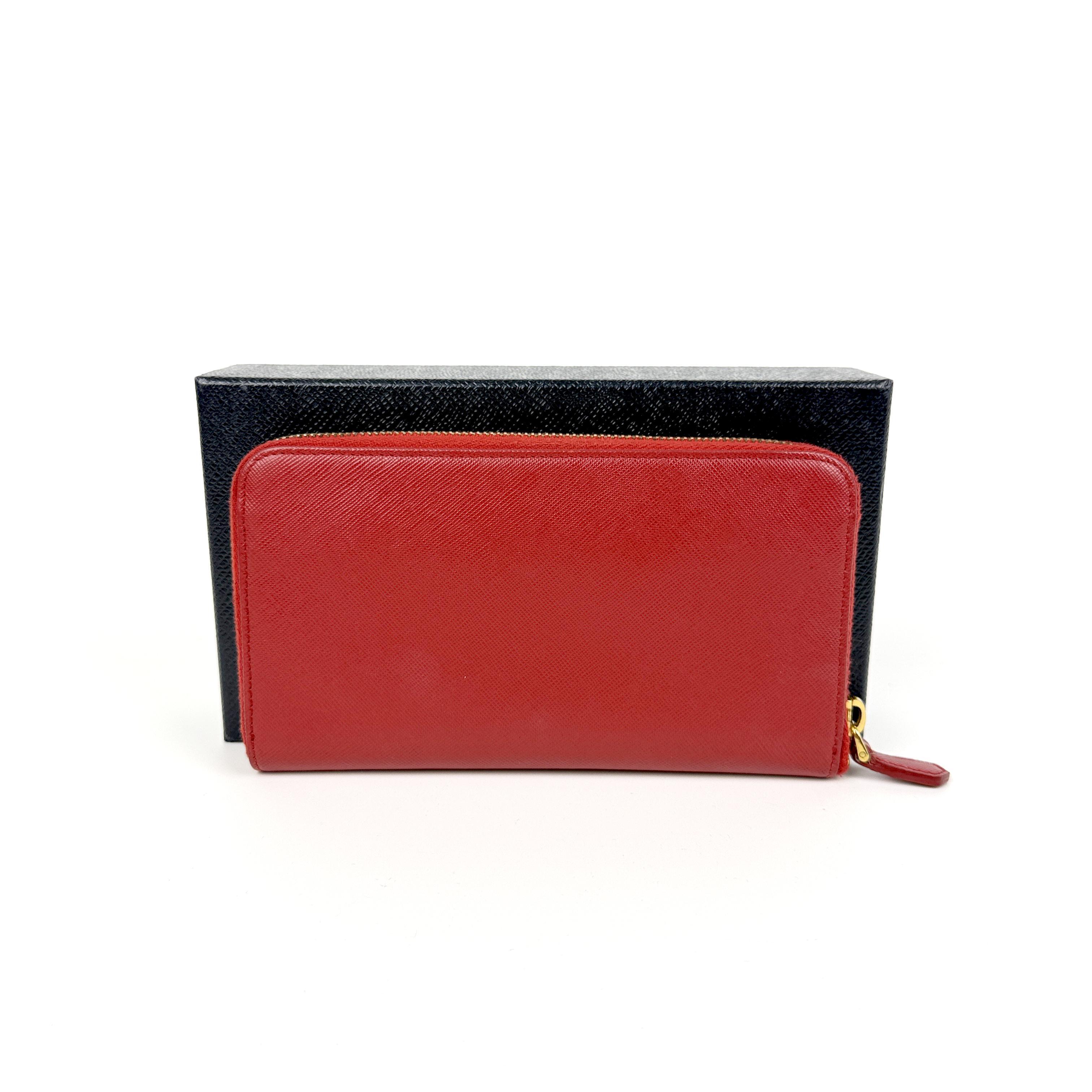 Saffiano Red Zip Wallet/Card Holde，SH88