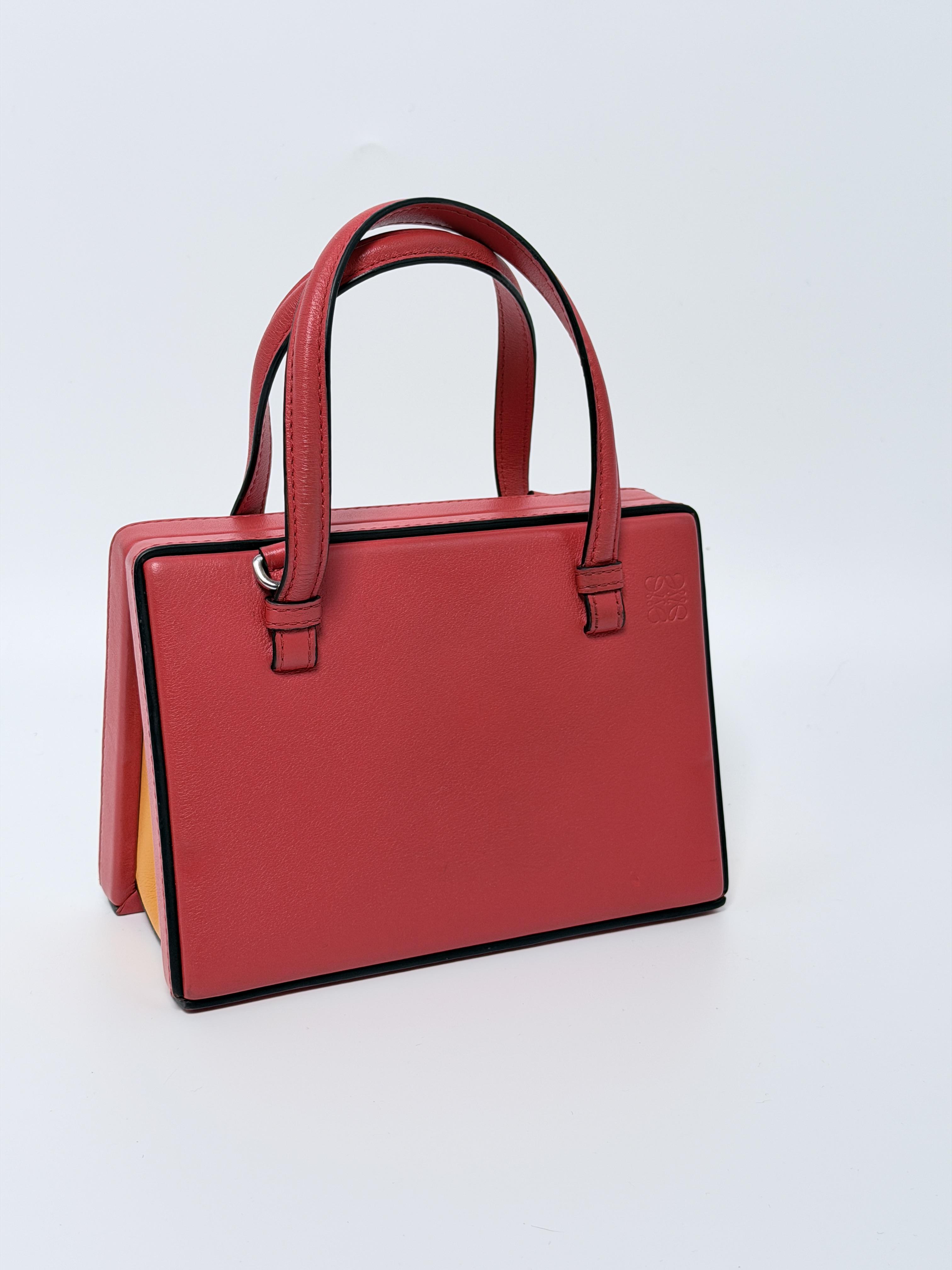 Pre-owned Loewe Leather Crossbody Bags Madrid Small Postal Bag Crossbody Handbag Authentic JD115LE