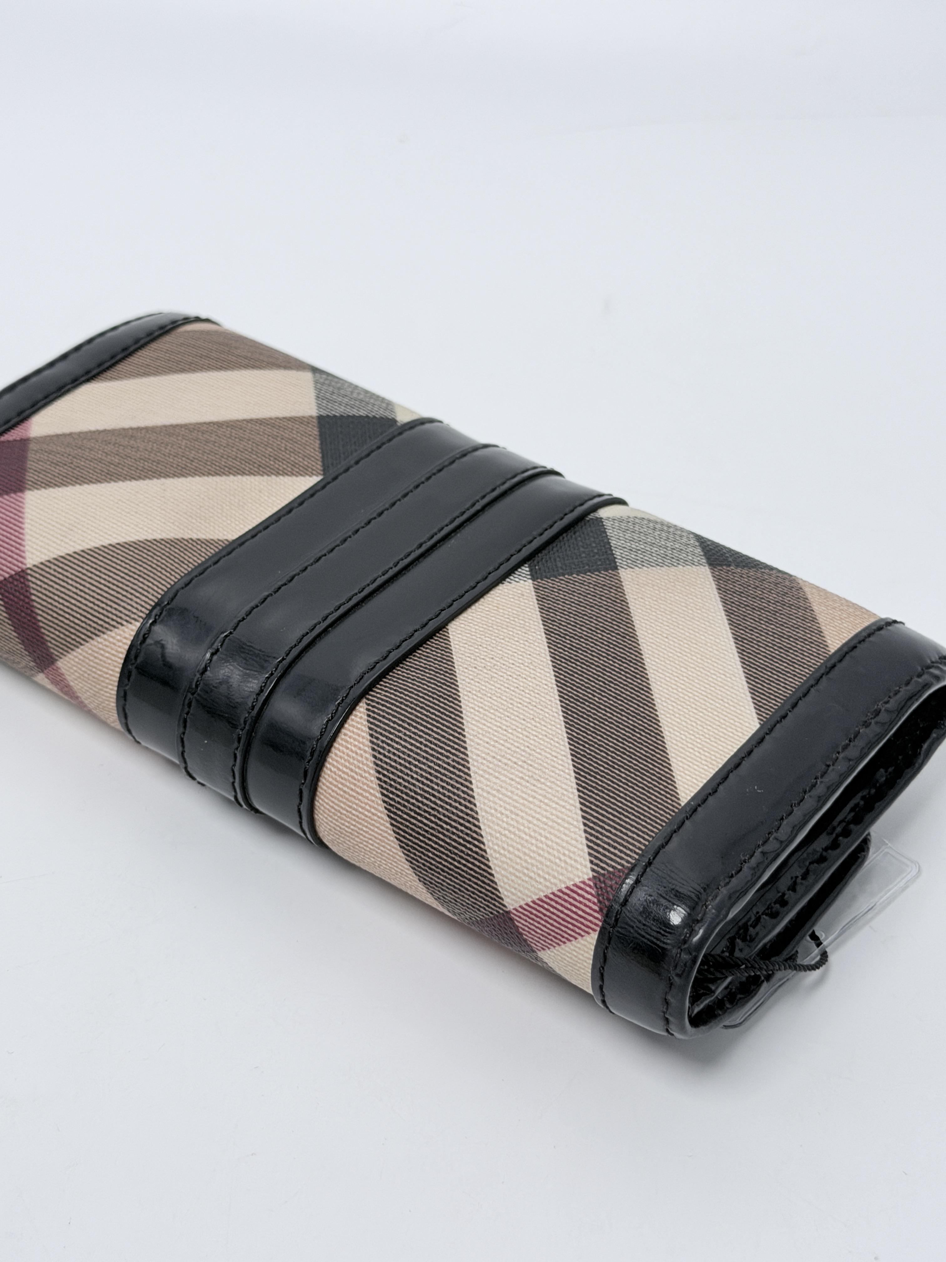 Nova Check Stirrup Buckle Leather Trim Continental Wallet JD1566BR