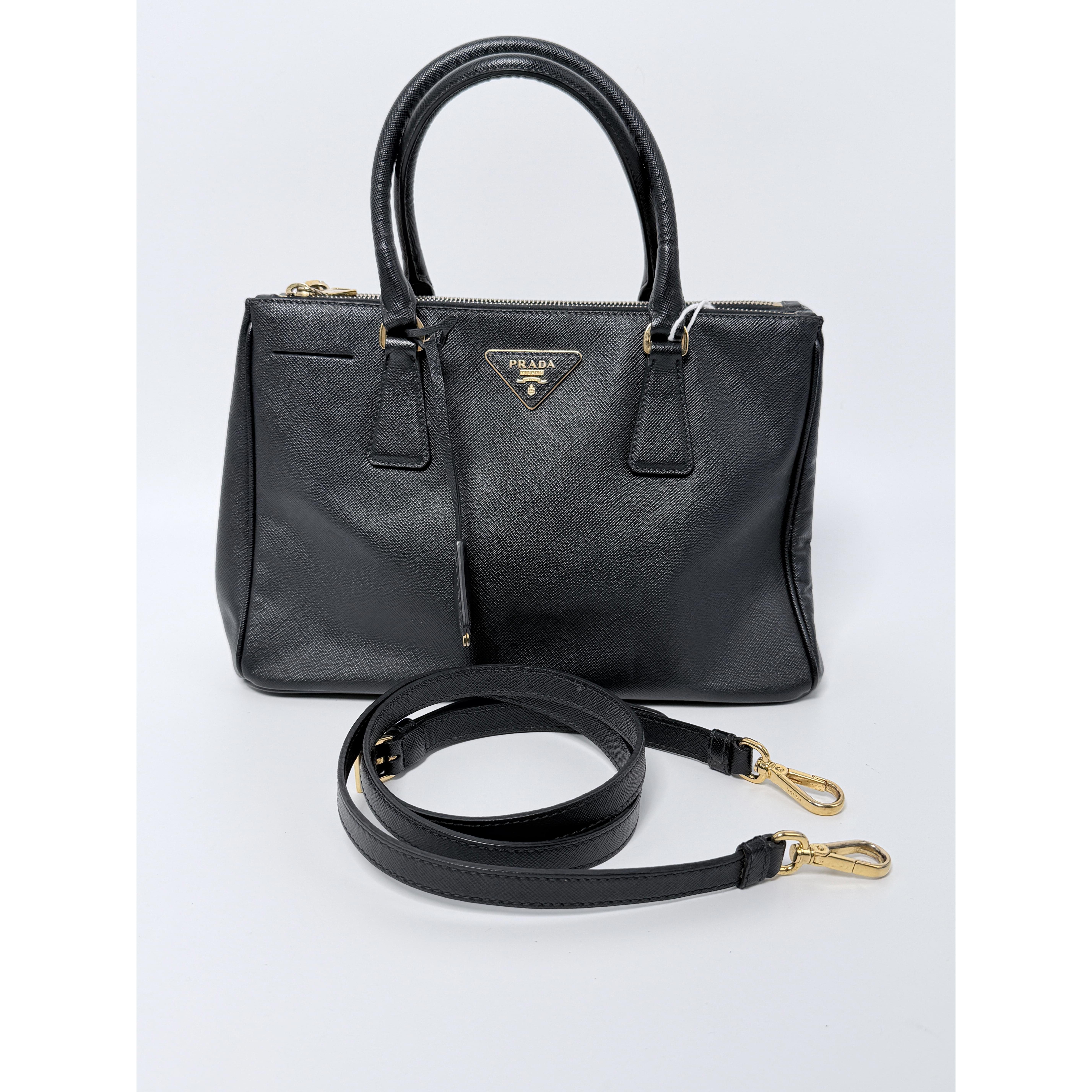 Pre-owned PRADA Leather Crossbody Bags Black Saffiano Satchel Crossbody Bag PR310Fei