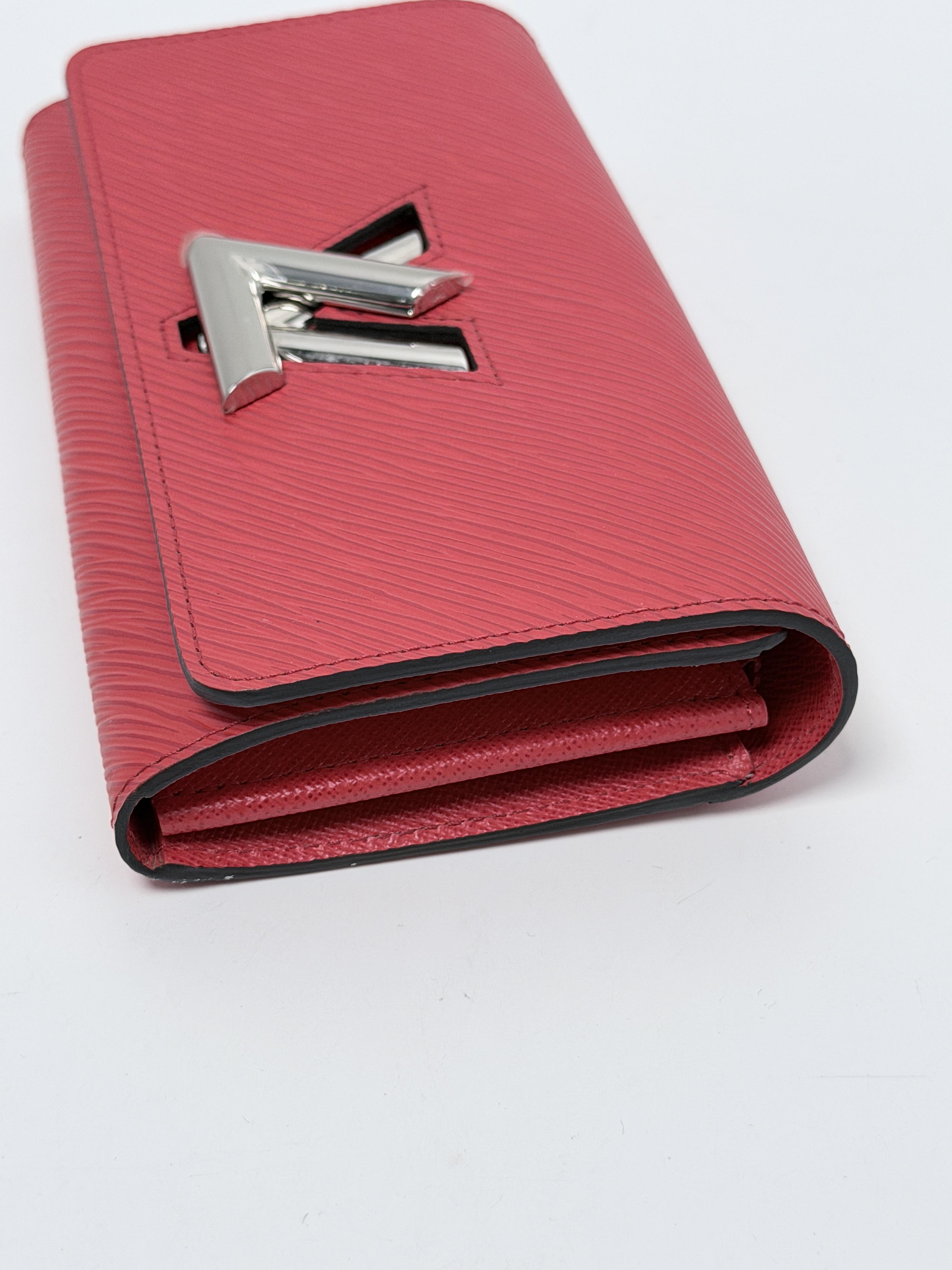 Twist Long Wallet Red Epi Silver Hardware Flap JD1324LV