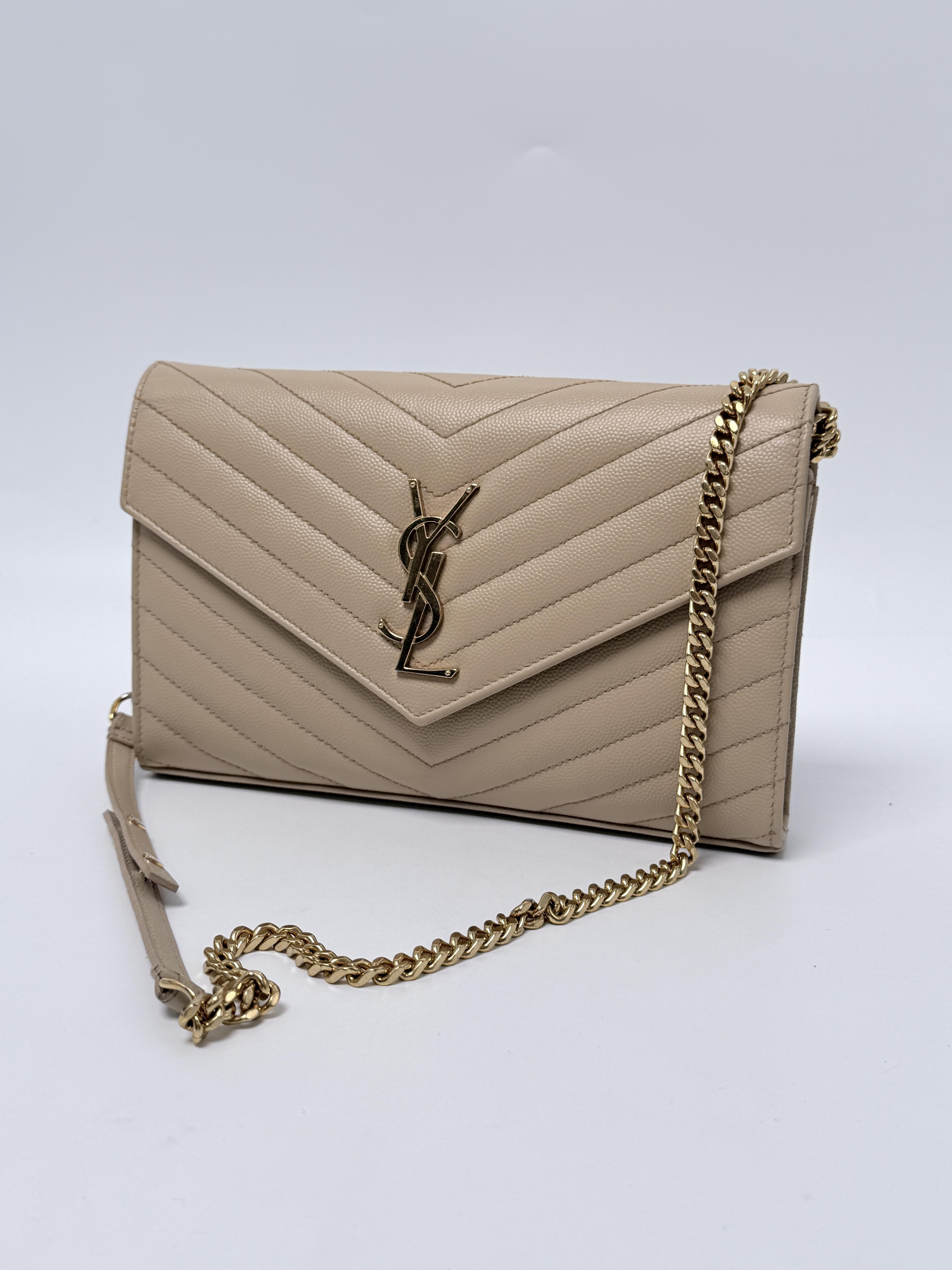 Saint Laurent Cassandre Matelassé Wallet on Chain JD1376Y