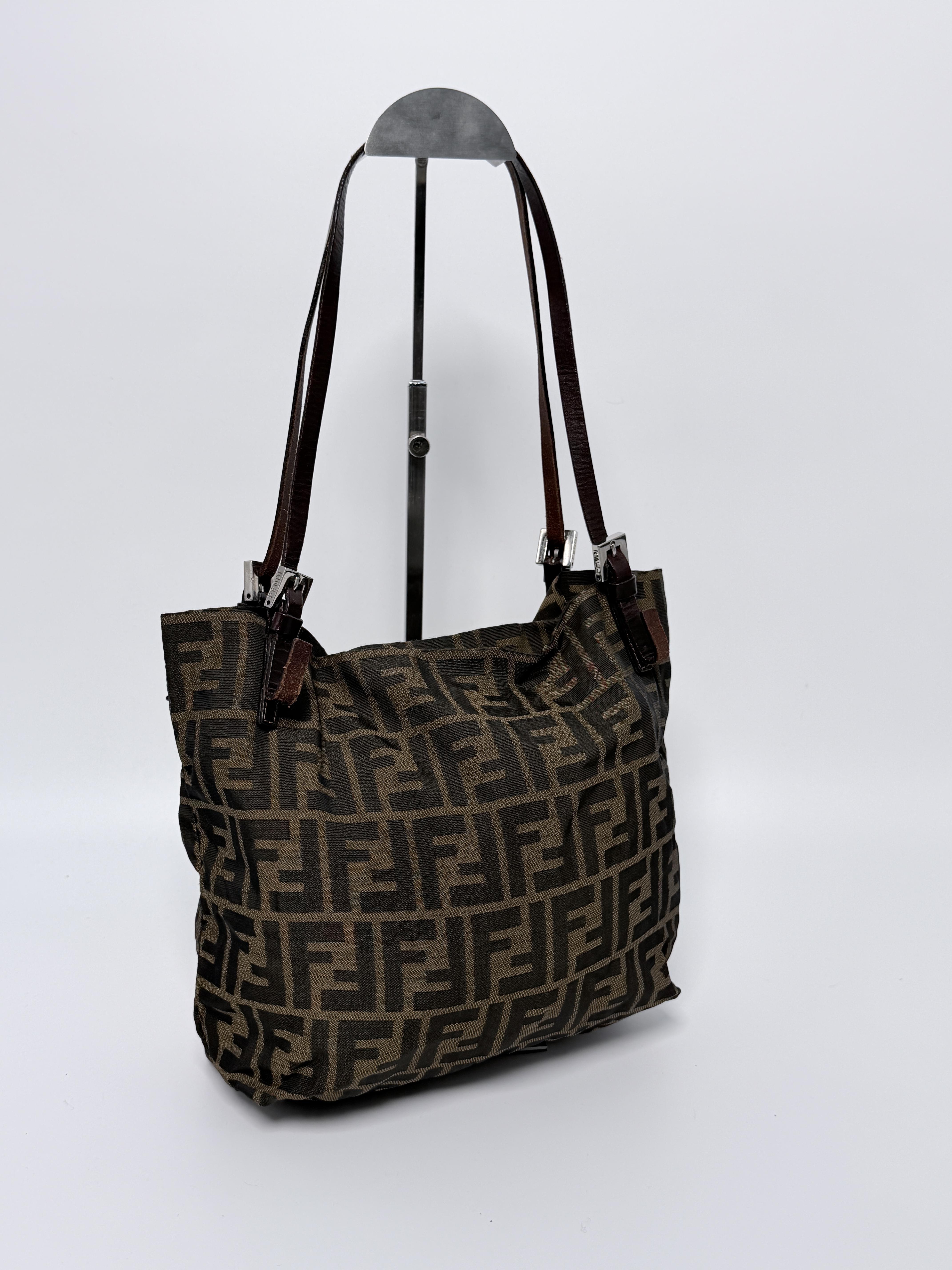 Zucca Shoulder Tote Bag Brown YMFD102