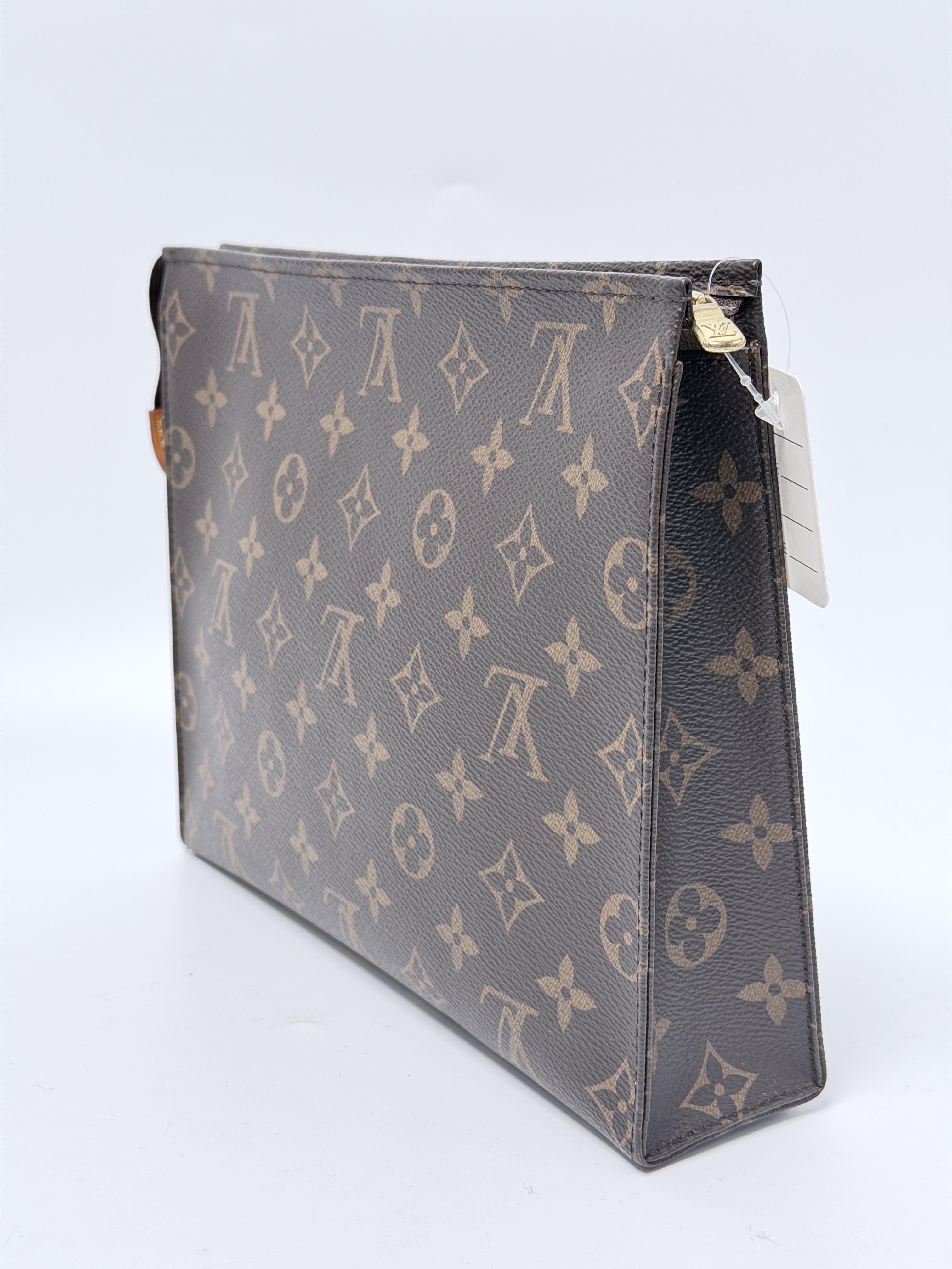 Monogram Canvas Toiletry Pouch 26 Gold Hardware Clutch ZS109LV
