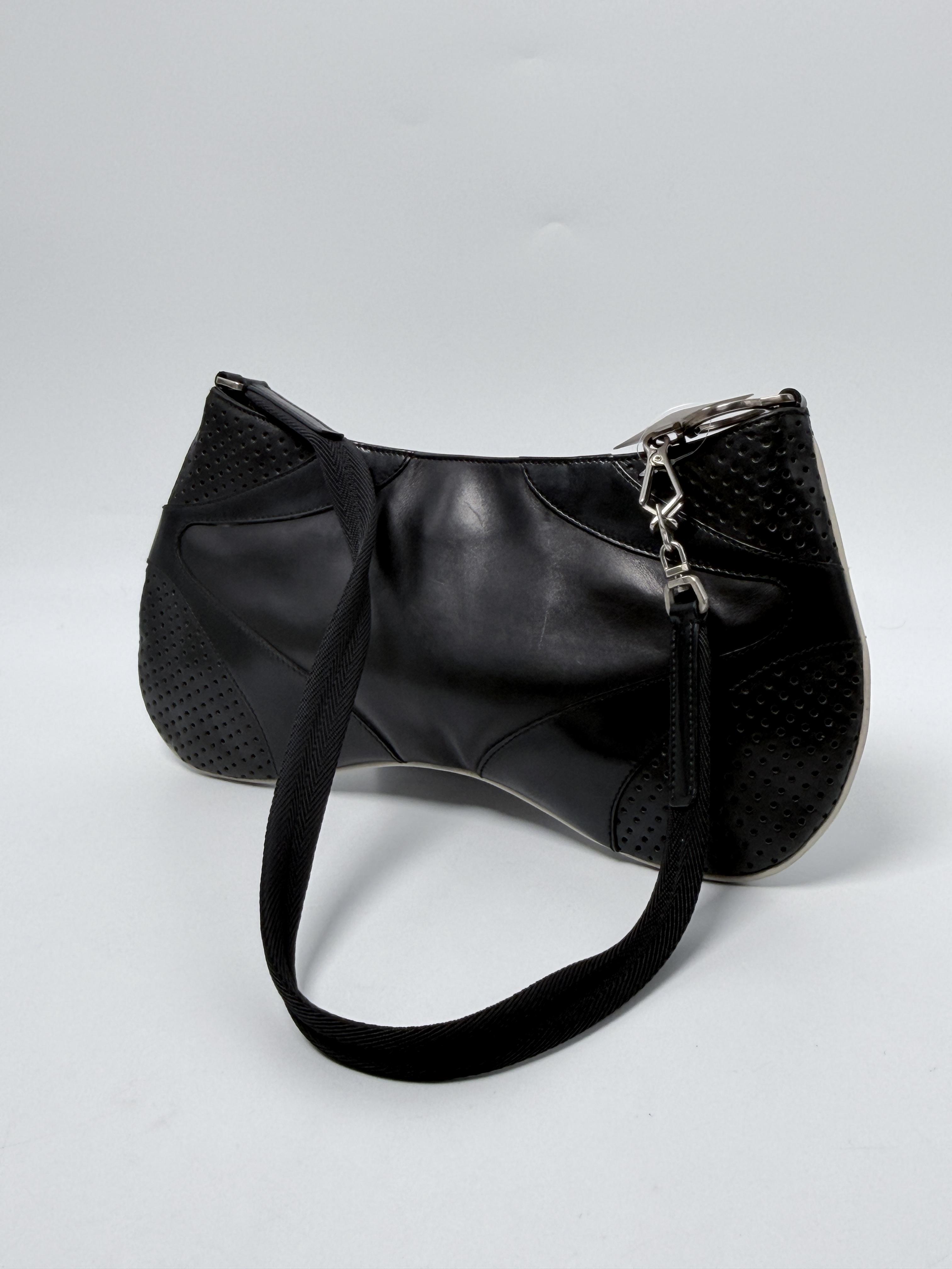 Vintage SS2000 Vitello Drive Perforated Leather Shoulder Bag Black BIN005PR
