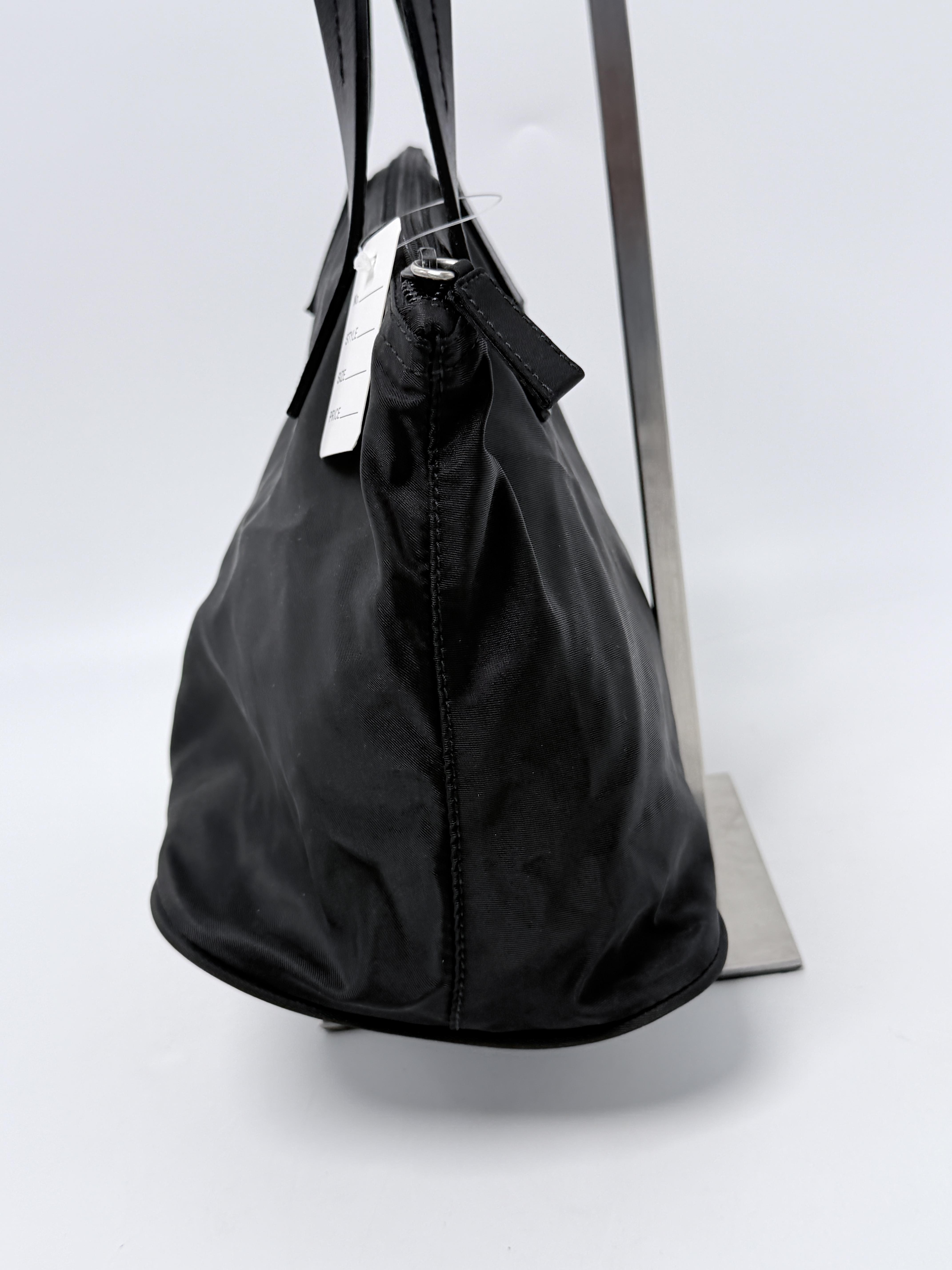 Black Tessuto Small Tote Bag Leather Flat Handles JP004PR