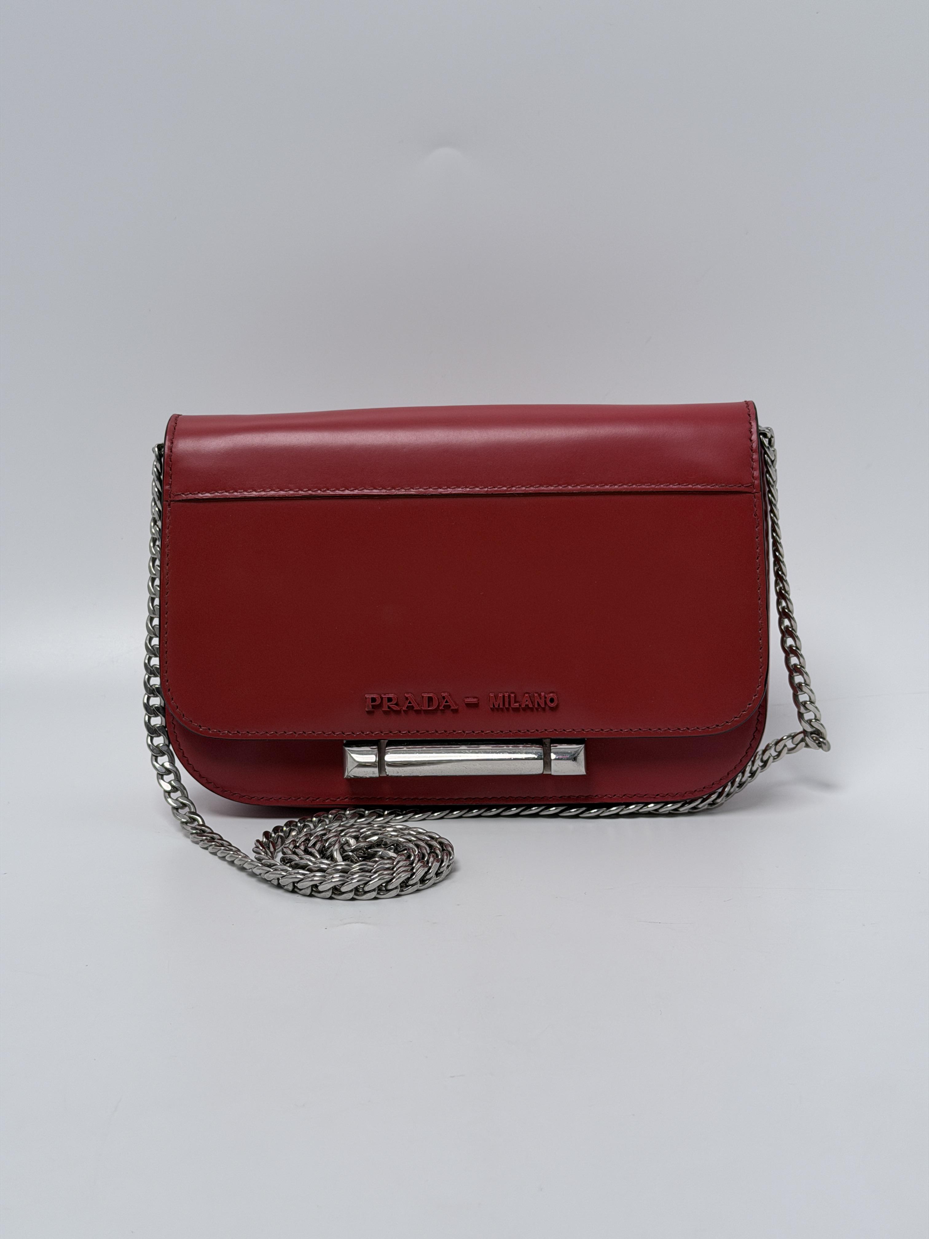 Sybille Spazzolato Brushed Chain Crossbody Flap Bag Red JD1371PR