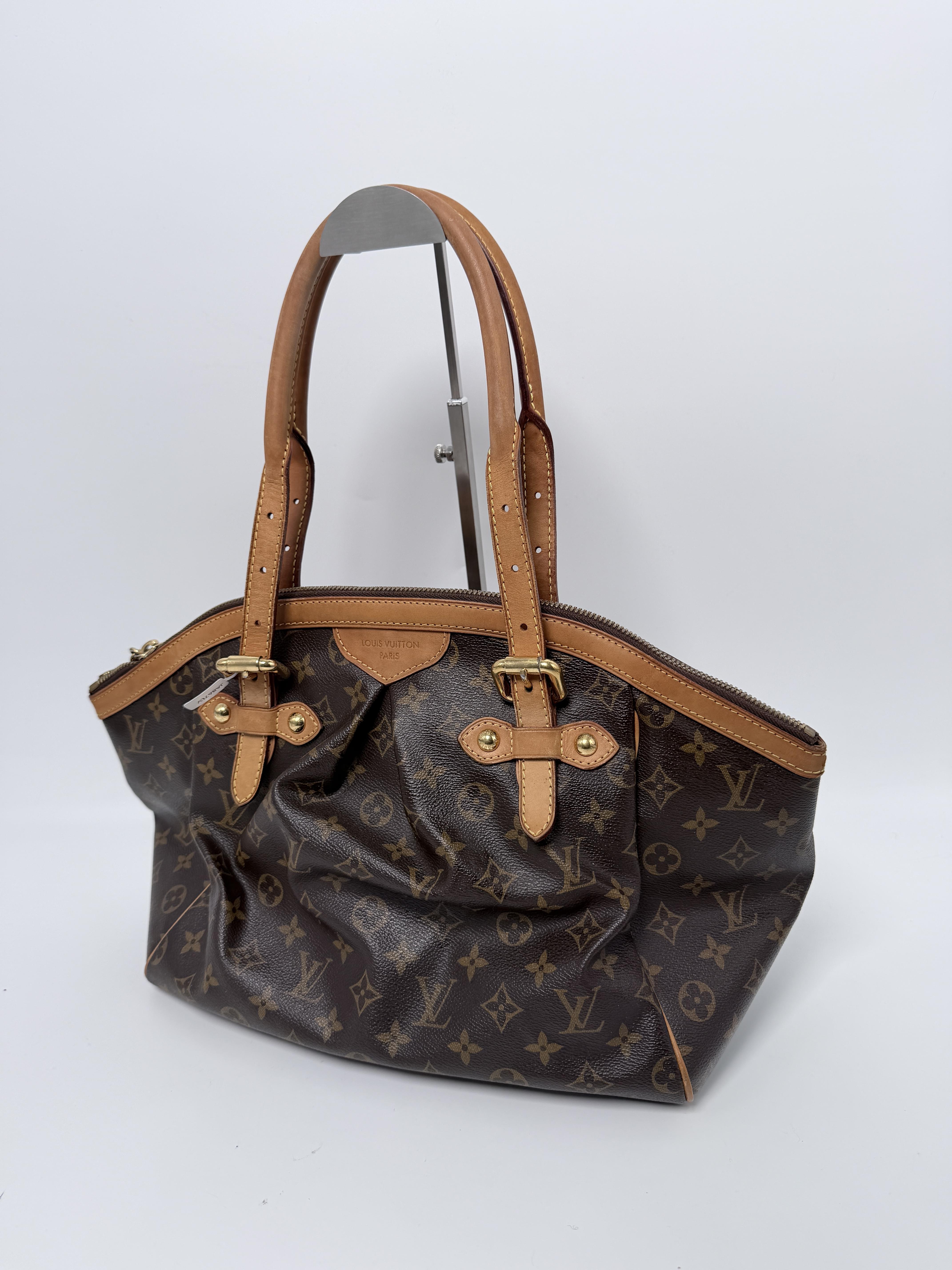 Pre-owned Louis Vuitton Canvas Shoulder Bags Monogram Tivoli GM Shoulder Bag Tote Handbag JA867LV