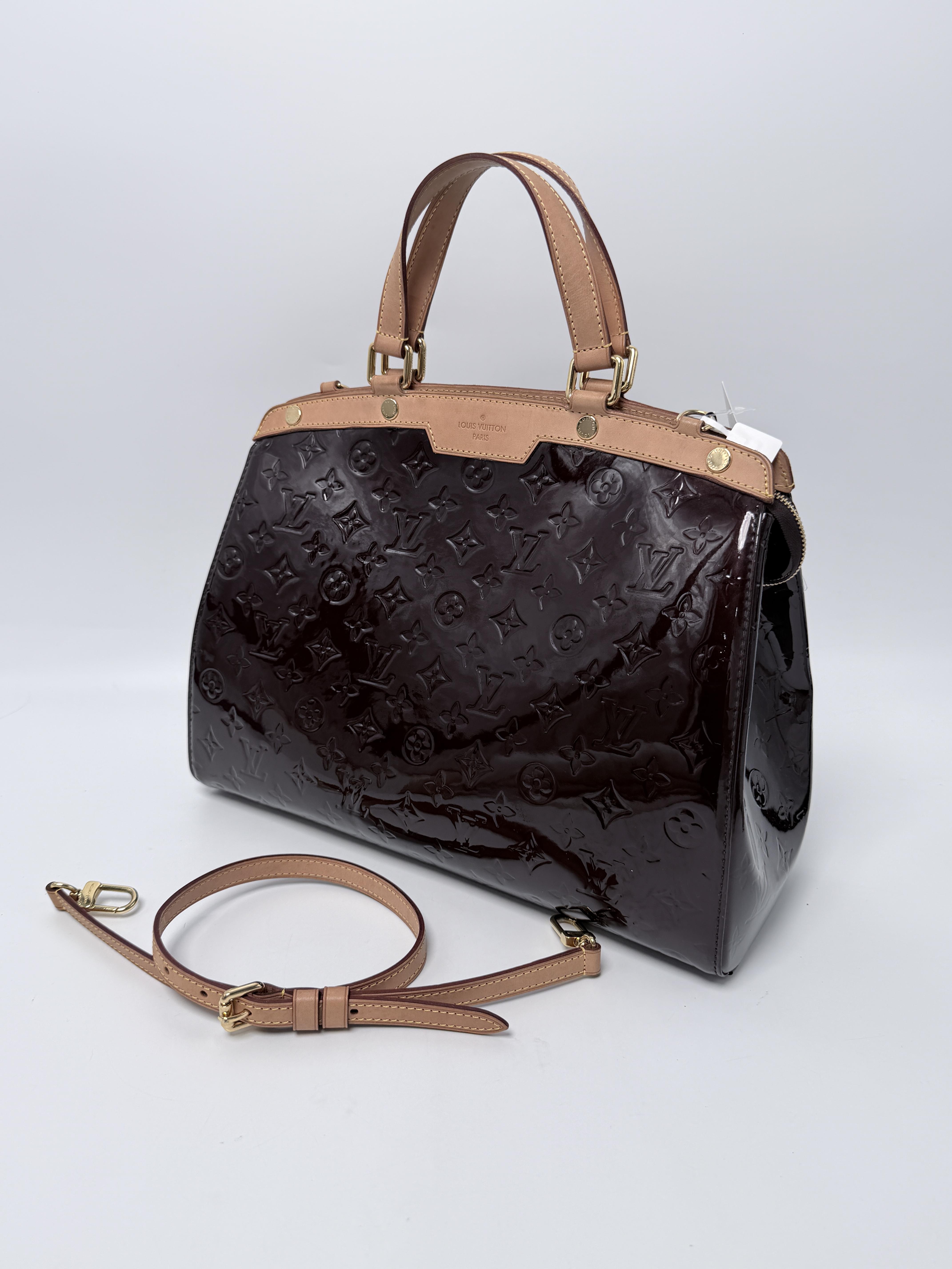 Brea MM Amarante Vernis Shoulder Handbag Crossbody Bag JA1347LV